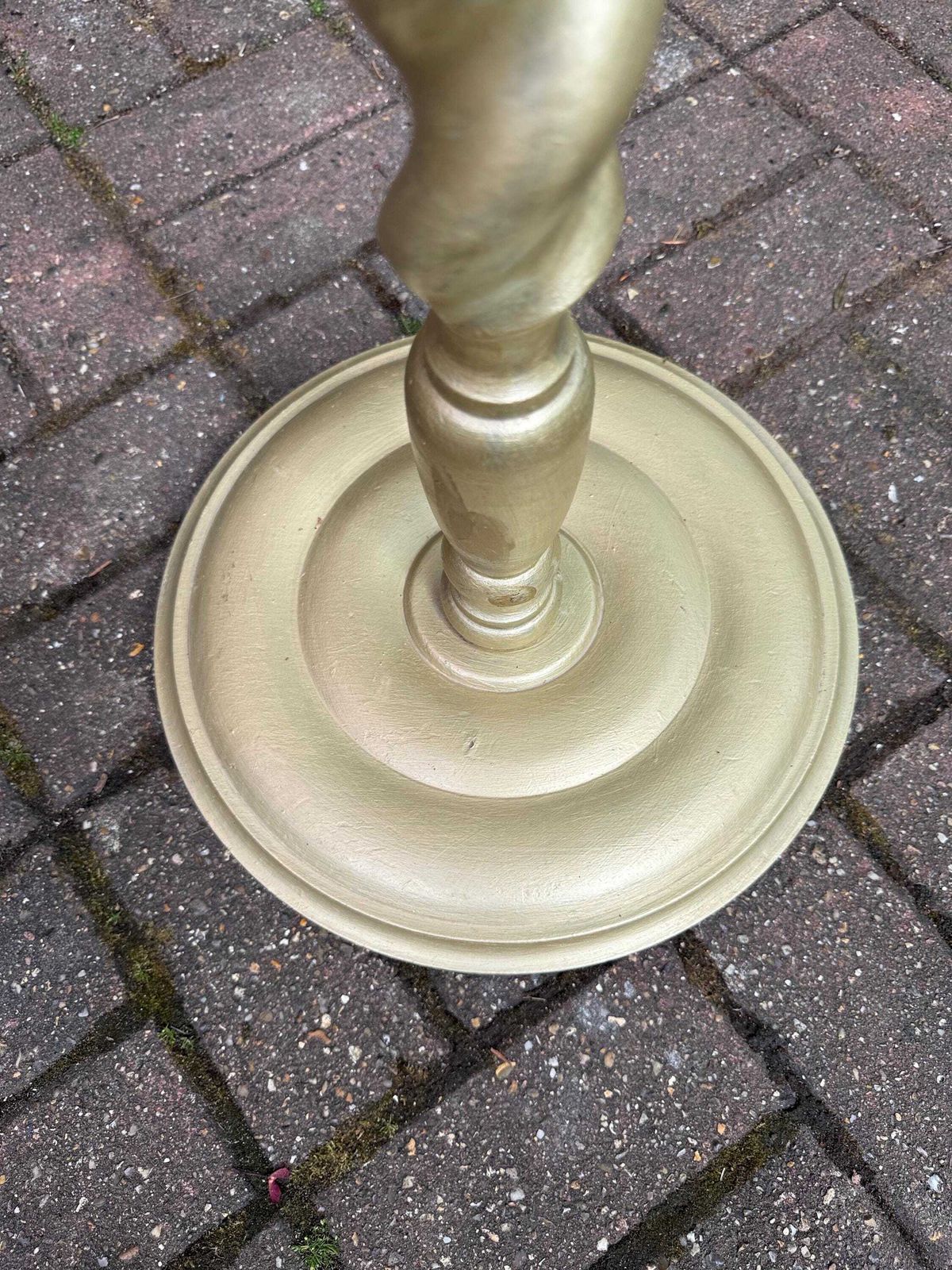 photo vintage Antique Barley Twist Standard Lamp Gold Painted Wooden Floor Lamp Early Mid 1900s   Needs Wiring