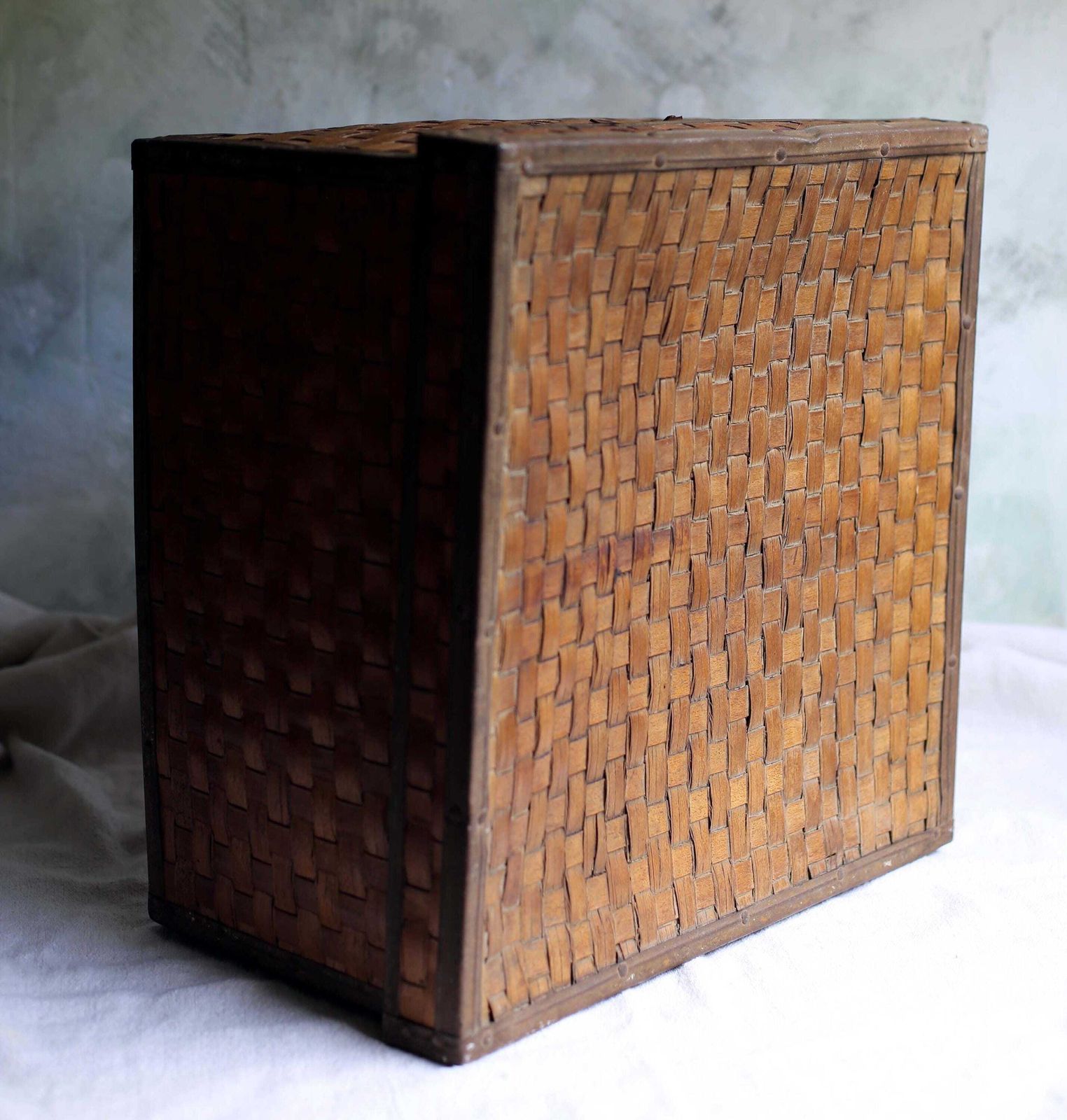 photo buy Large Antique Travel Box Woven Splint Wood Basket Square Storage Chest