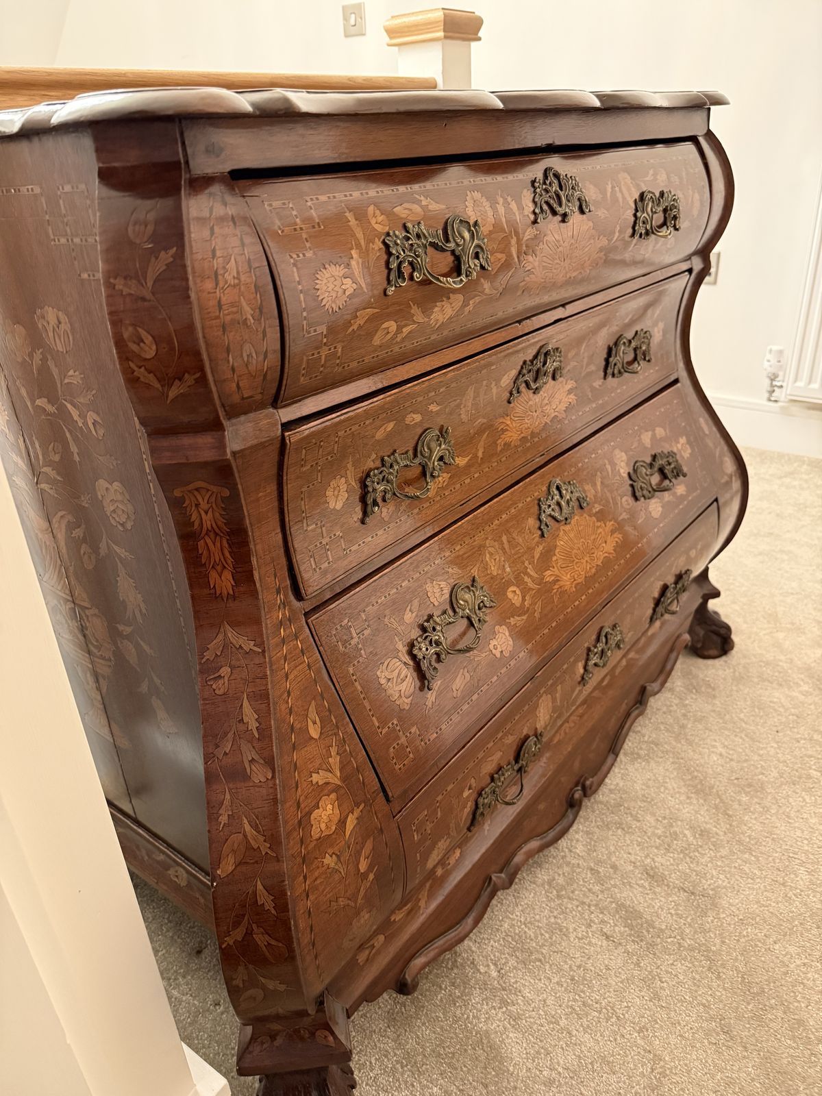 Louis XV Bombe Commode With Marquetry And Clawed Feet photo vinterior