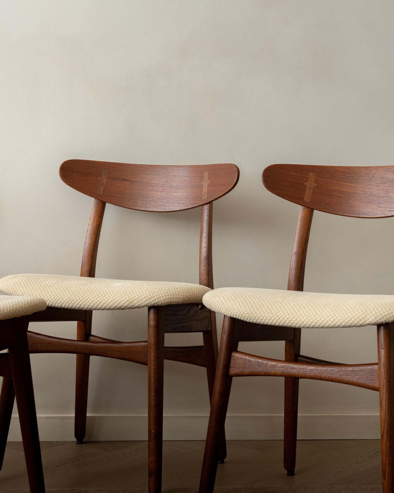 Ch30 Dining Chairs By Hans J. Wegner For Carl Hansen & Søn, 1950s, Set Of 4 photo vintage