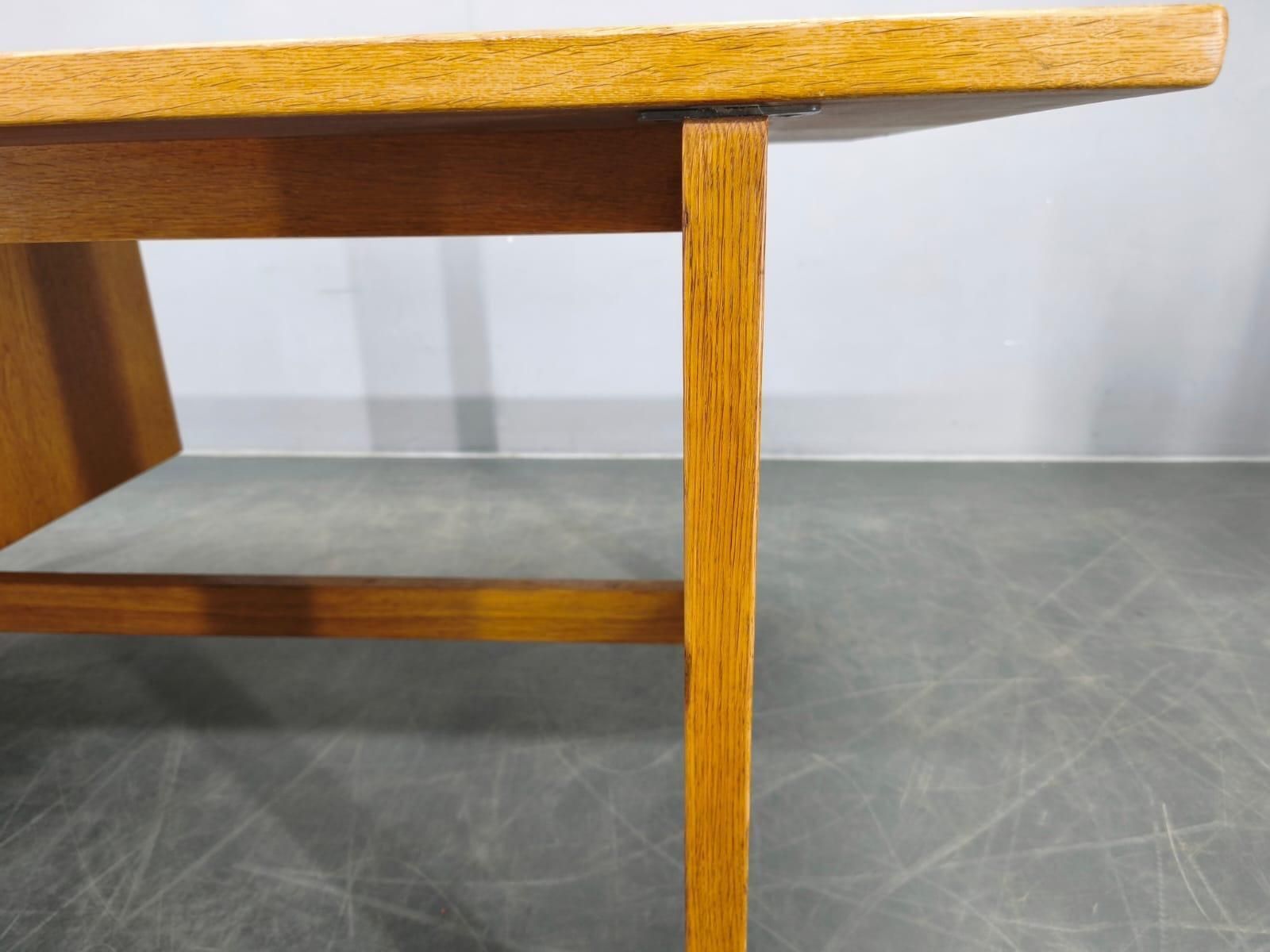 Bureau Hans J. Wegner GE125 en chêne pour GETAMA, Danemark photo buy