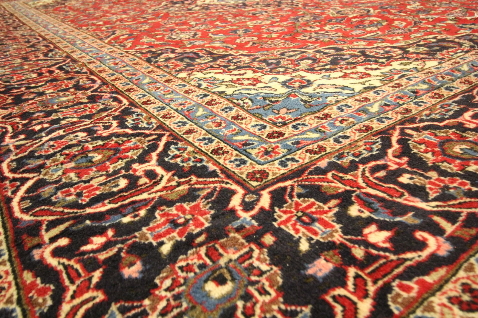 photo furniture Handmade Red Oriental Area Rug Traditional Floral Carpet Living Room Rug