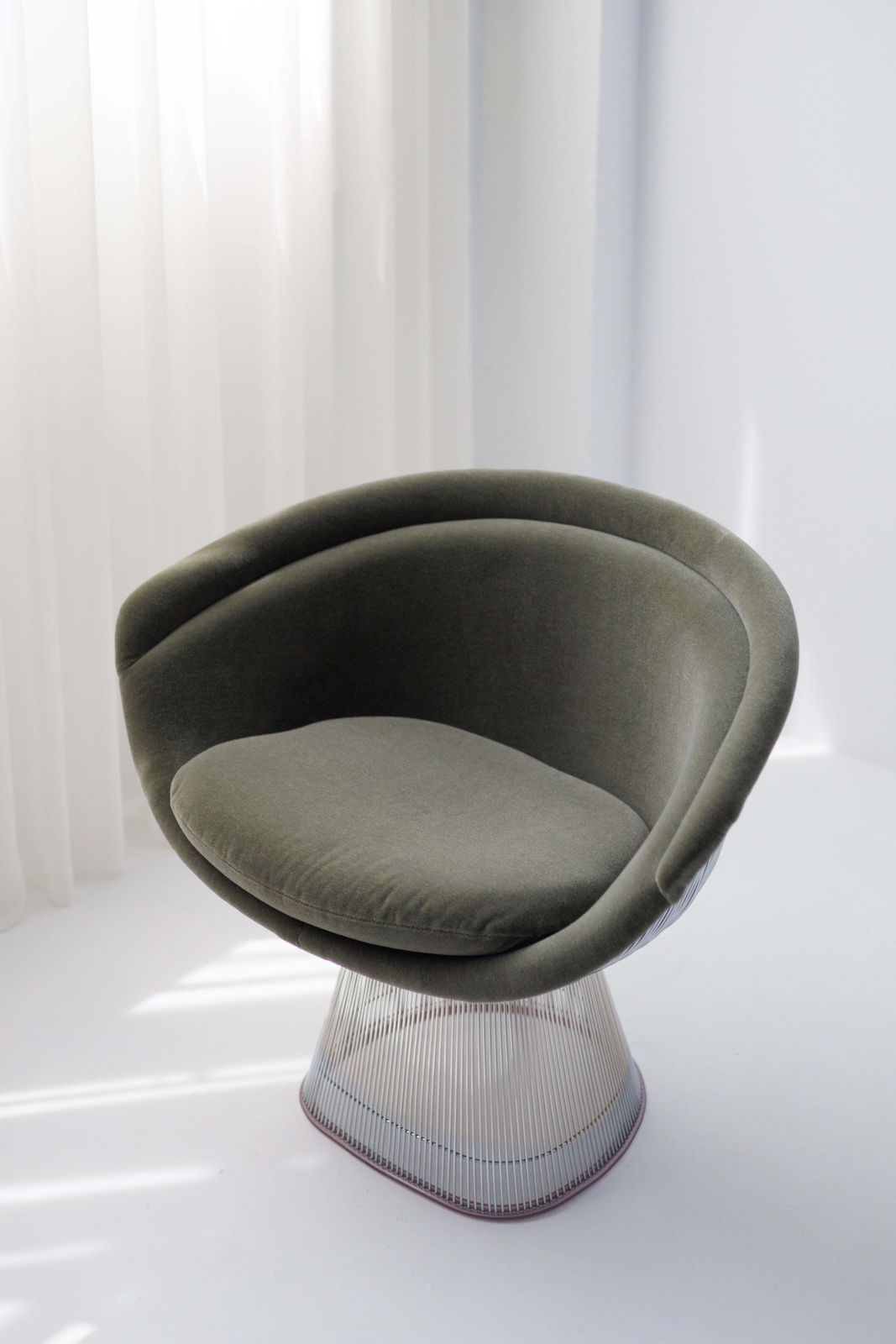 Set Of 2 Platner Lounge Chairs By Warren Platner For Knoll photo vinterior
