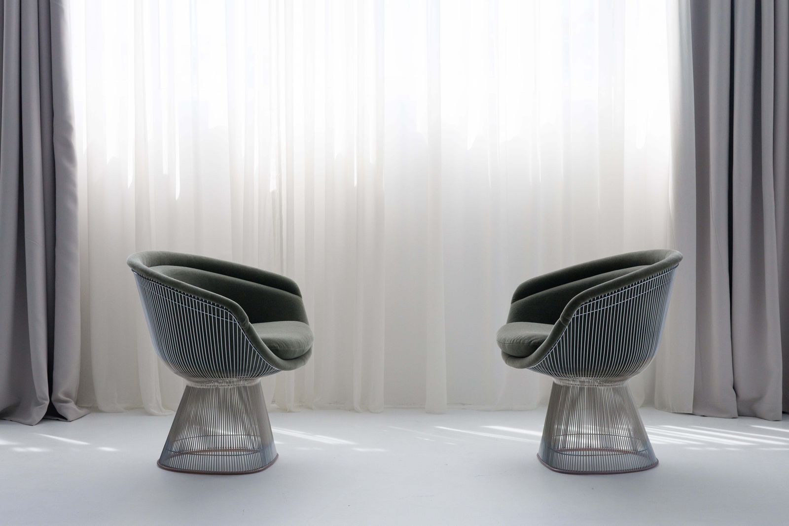 Set Of 2 Platner Lounge Chairs By Warren Platner For Knoll photo vintage