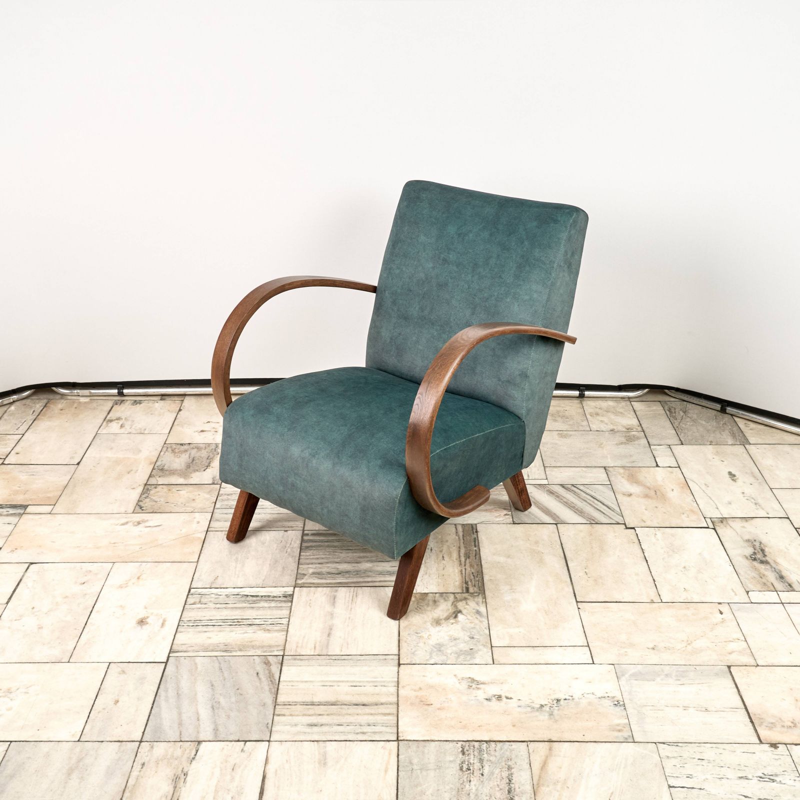 H 410 Type C Armchair Designed By Jindrich Halabala 1940s Czechoslovakia photo for sale