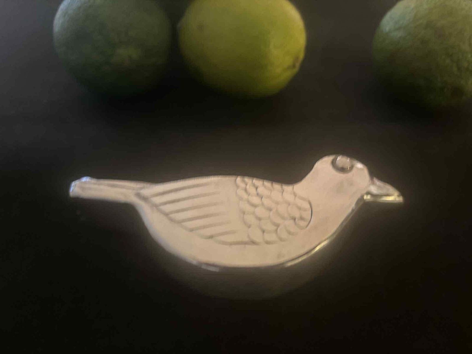 Vintage verzilverde citruspers: Franse Art Deco vogeldecoratie photo 184.0