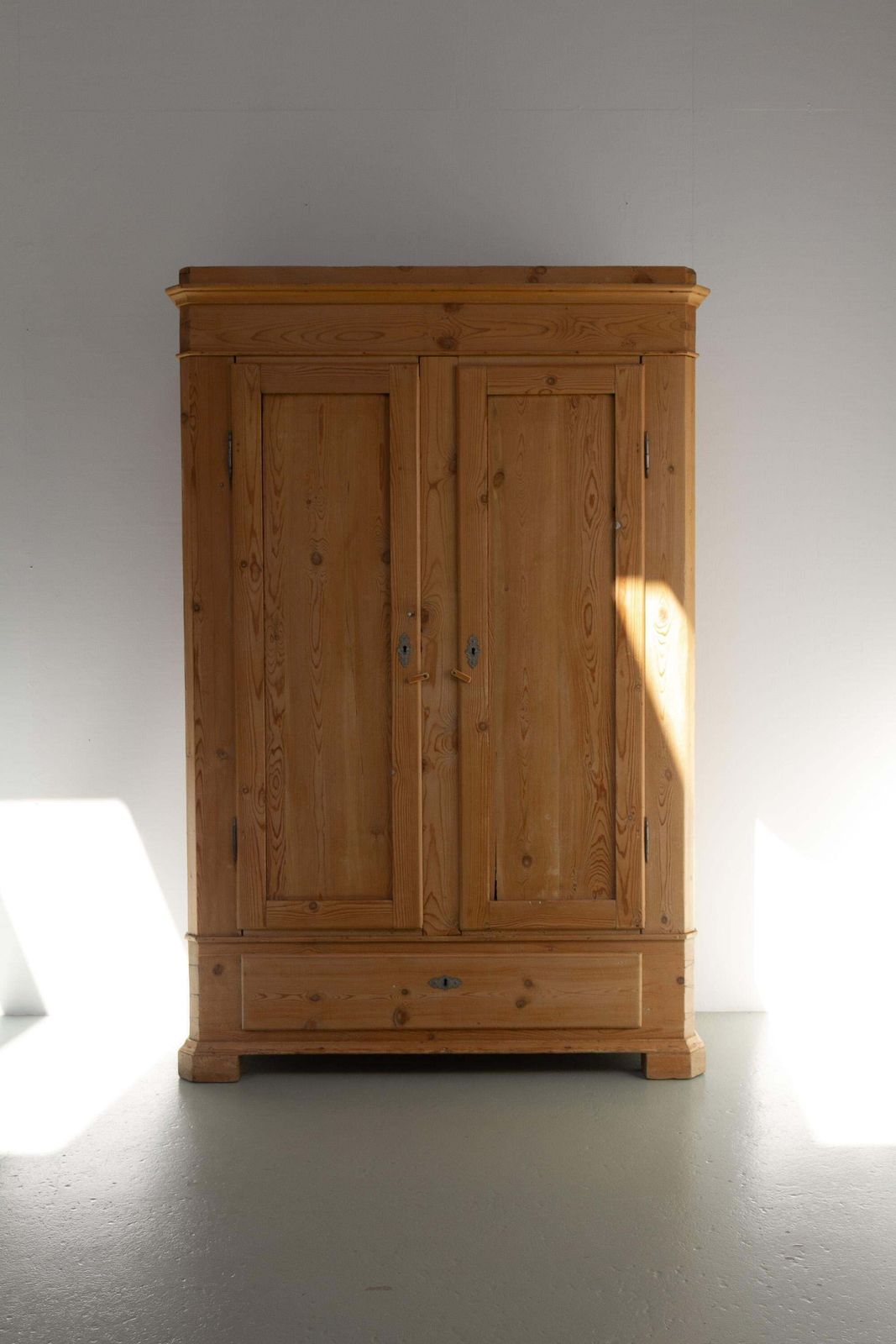 Antique Danish Farmhouse Pine Wardrobe, 1880s. photo furniture
