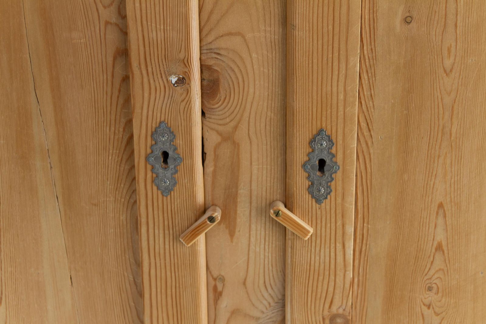 1426.0 Antique Danish Farmhouse Pine Wardrobe, 1880s. photo