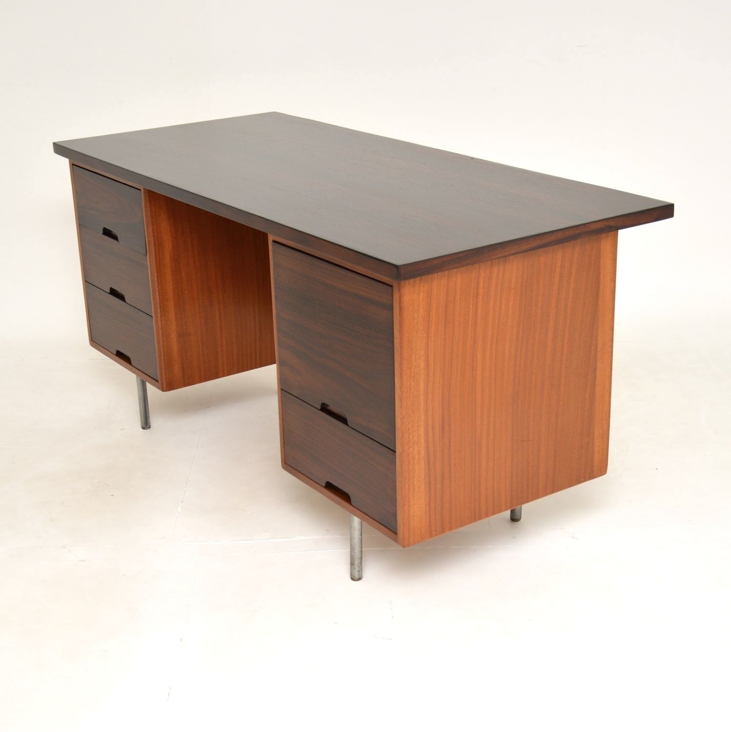 Vintage Hilleplan Desk By Robin Day In Rosewood And Mahogany photo buy