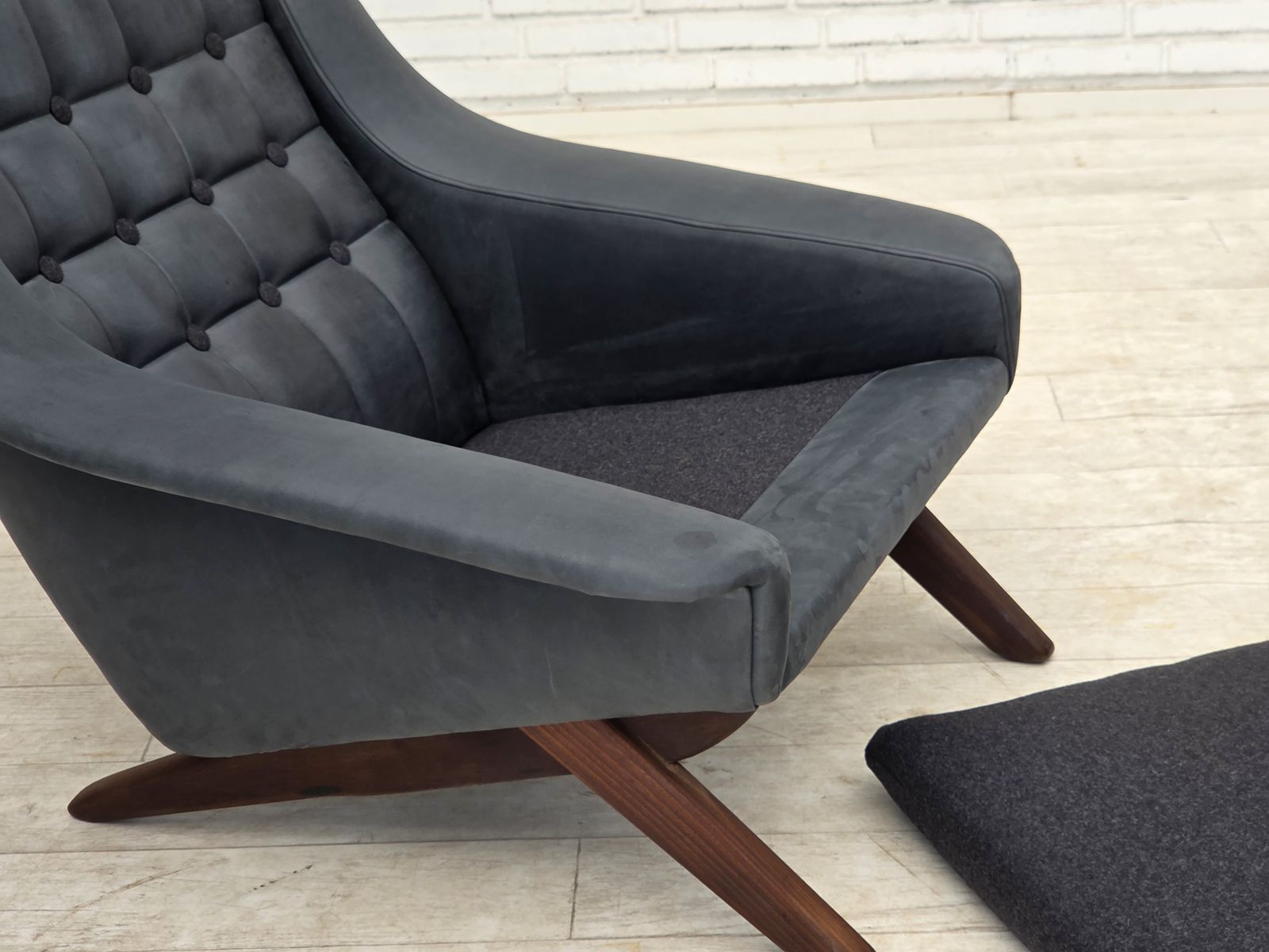 1970s, Danish Design By Illum Wikkelsø, Reupholstered Armchair, Leather. photo buy