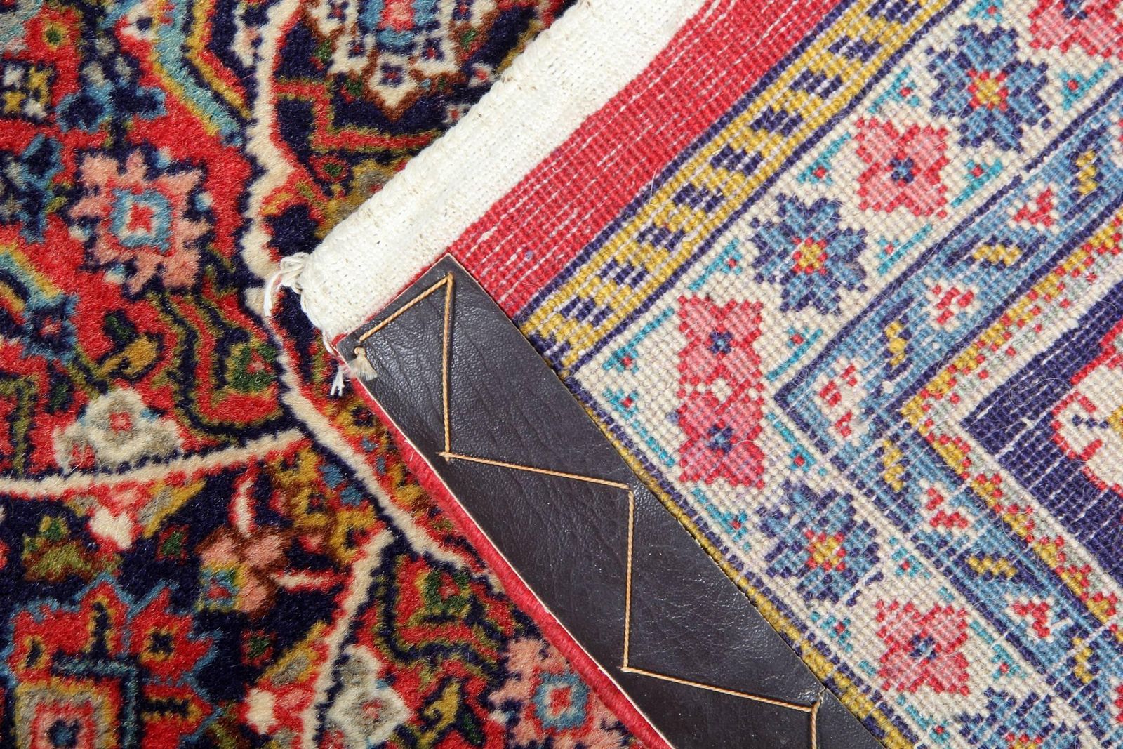 Tapis géométrique en laine, tapis oriental fait main photo Textiles