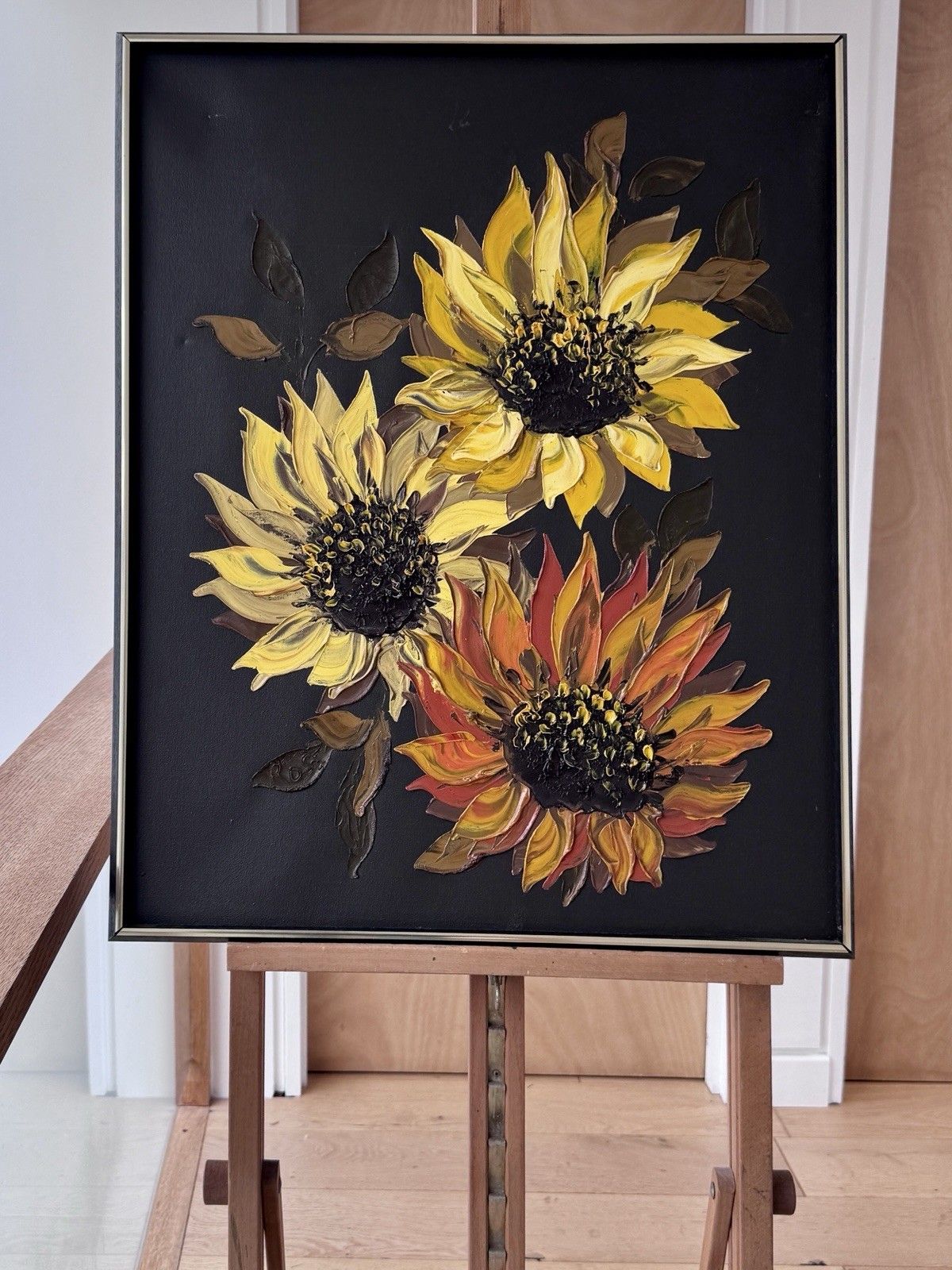 photo furniture Late 20th Century Impasto Oil Painting Of Sunflowers, Signed Ross
