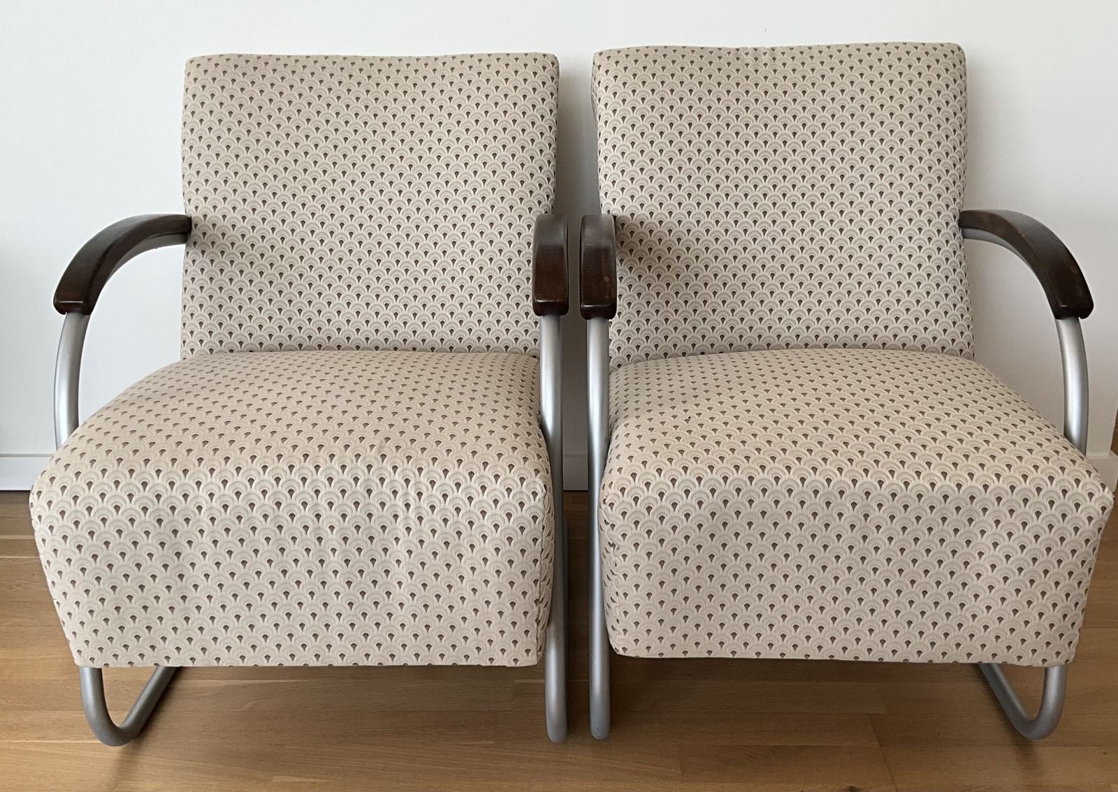 photo furniture Bauhaus Lounge Chairs From Mücke Melder, 1930s, Set Of 2, Reupholstered