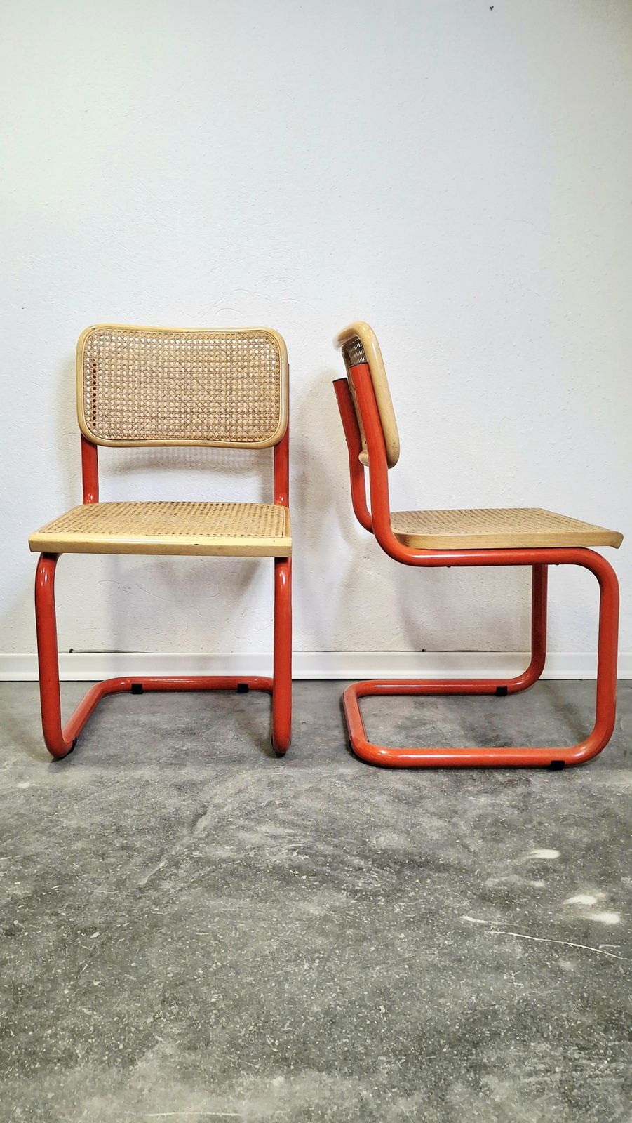 80s Red Tubular Cantilever Chair photo vinterior