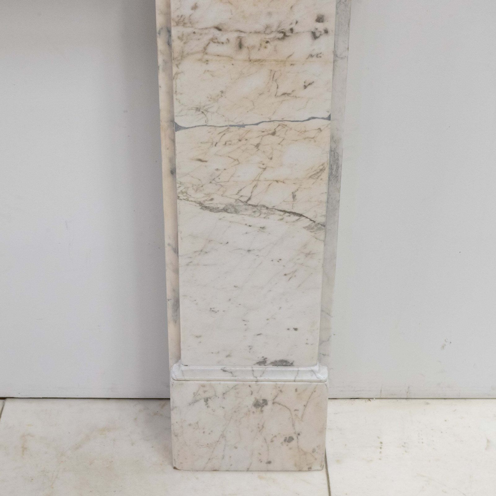 photo vinterior Antique Carrara Marble Late Georgian Fireplace Surround