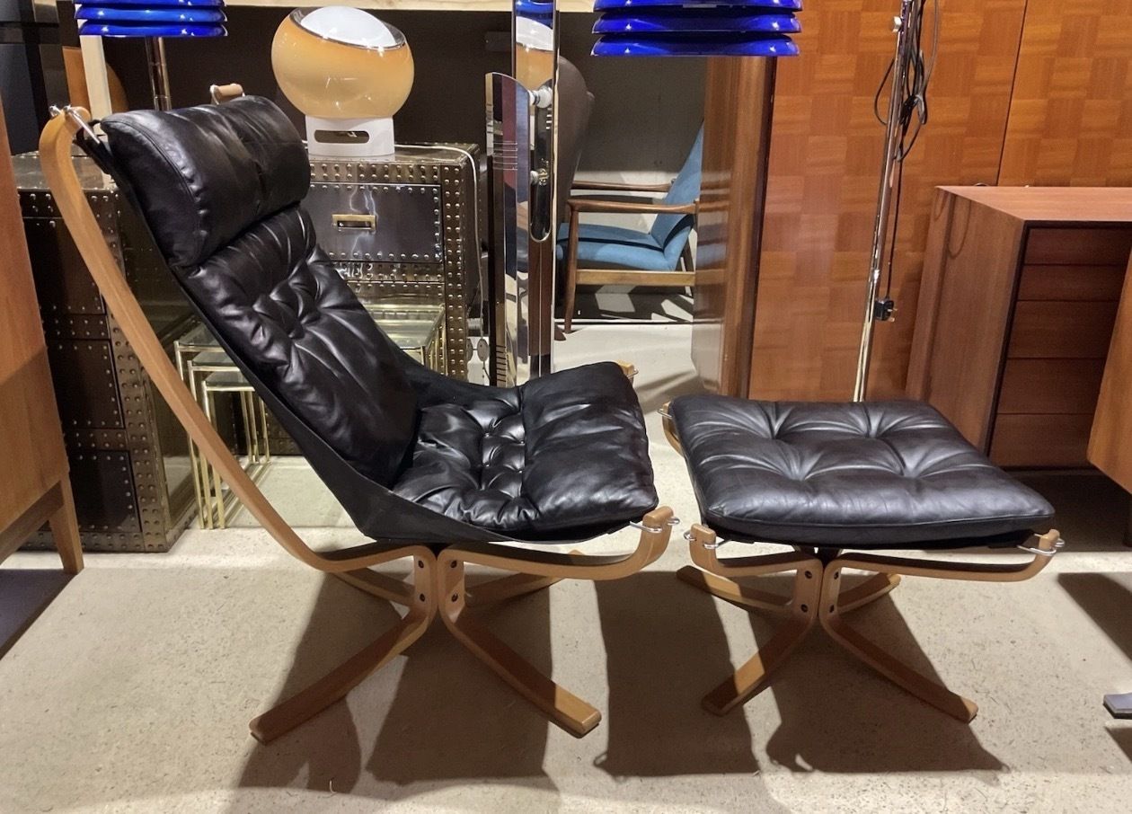 photo vintage Falcon Lounge Chair & Footstool By Sigurd Ressell For Vatne Mobel Norway