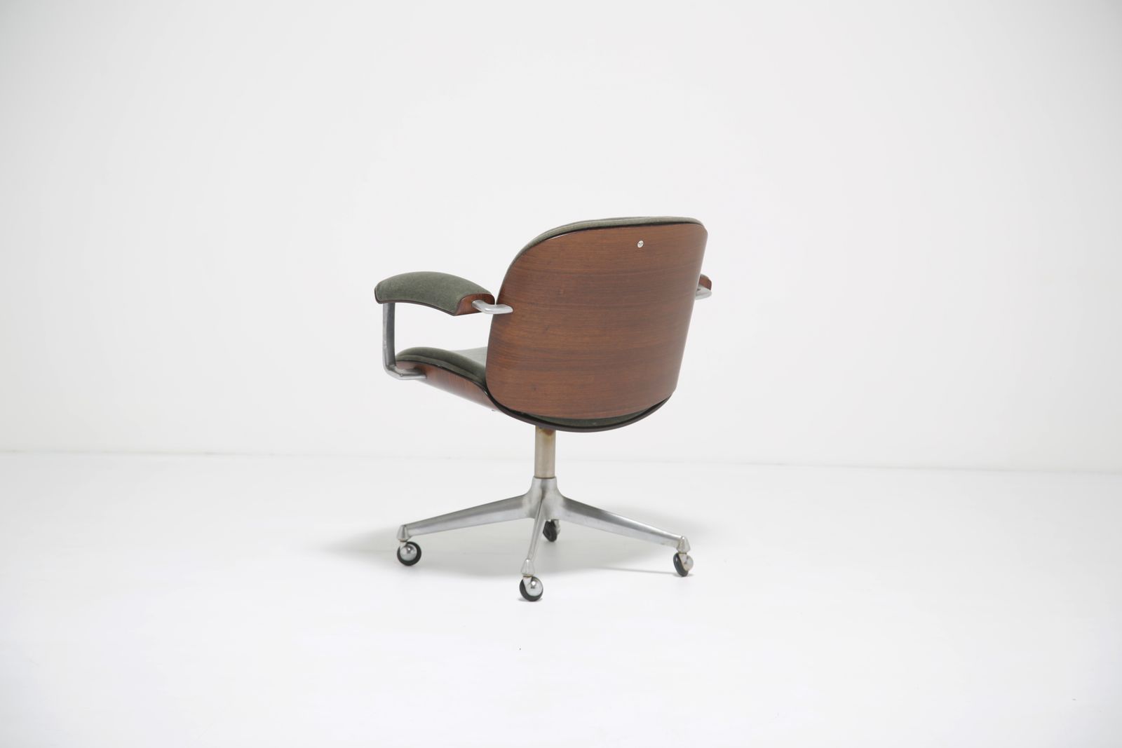 Ico Parisi Italian Executive Desk Chair, Figured Rosewood Sage Green Mohair Velvet For Mim, Italy, 1960s photo furniture
