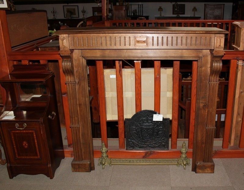 Surrounding Chimney In Châtaignier 20th photo furniture