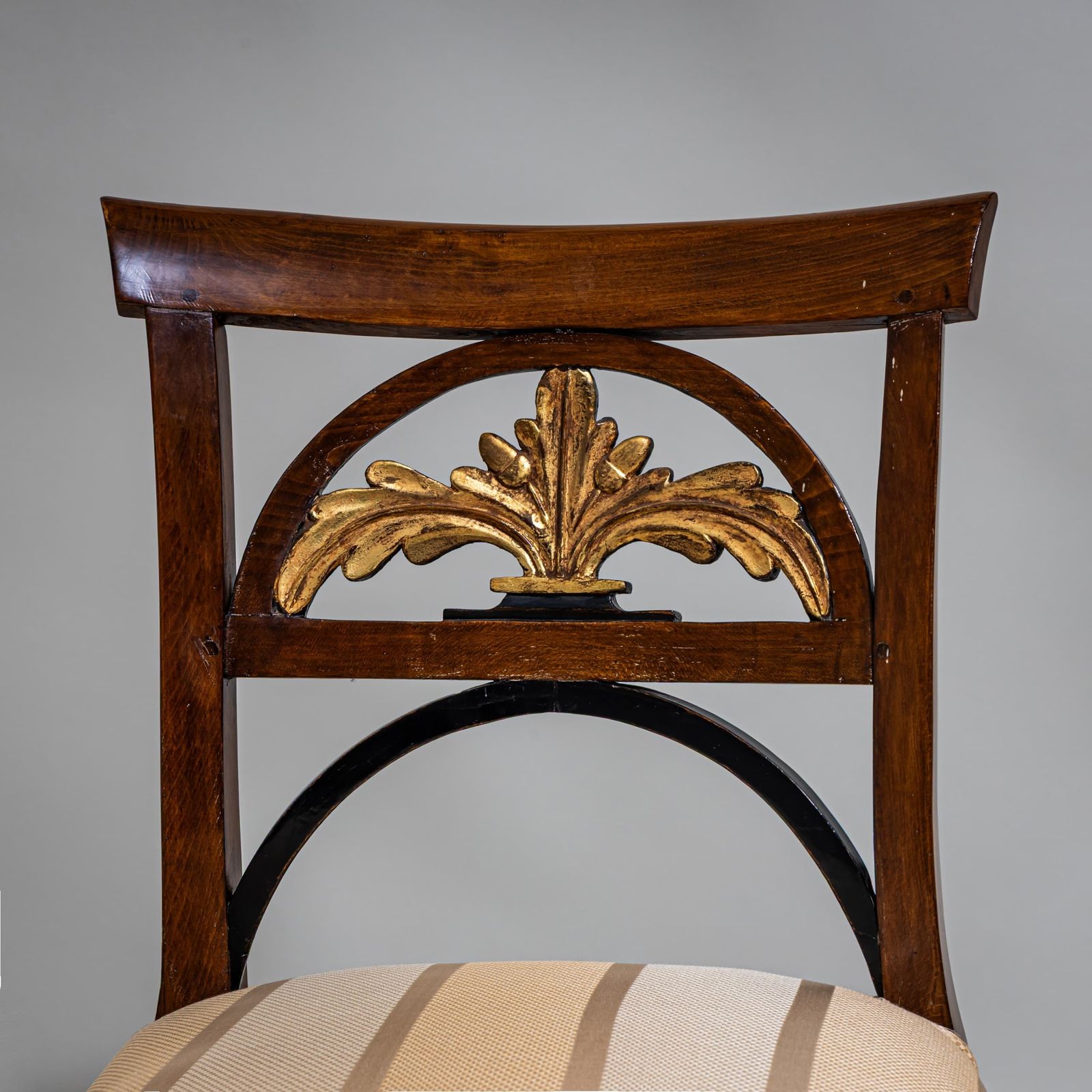 Biedermeier stoeltje, Midden-Duitsland, ca. 1835–1840 photo Meubels