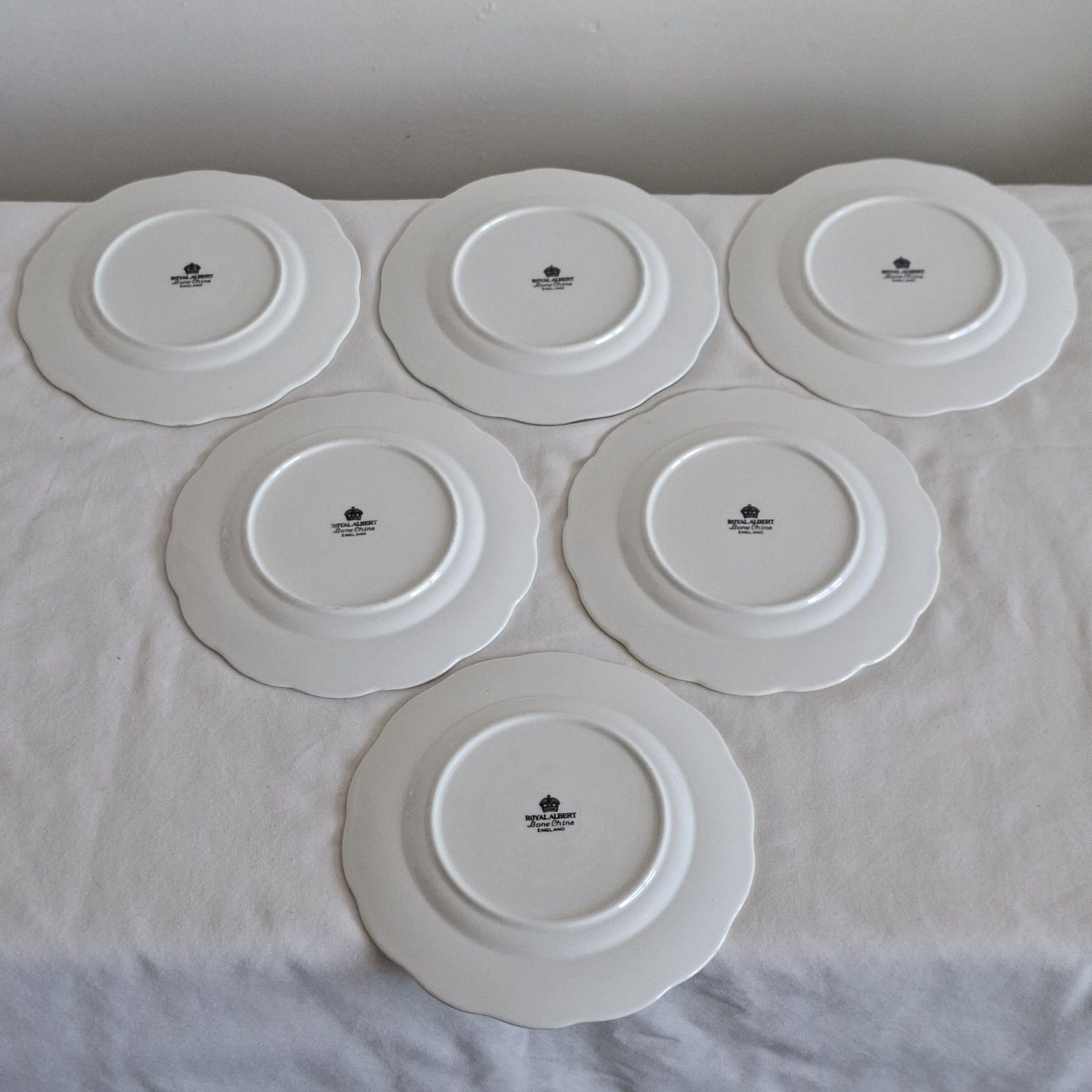 photo vinterior Royal Albert Fine China Tea Cup Set Pastel Harlequin Trios Vintage 1950s