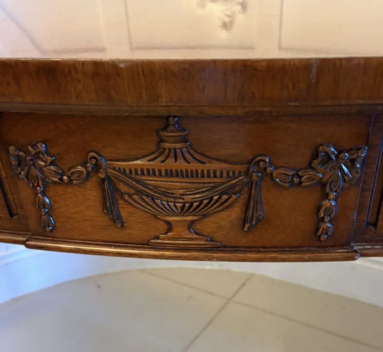photo buy Antique Mahogany Pair Of Serpentine Serving Tables With Carving