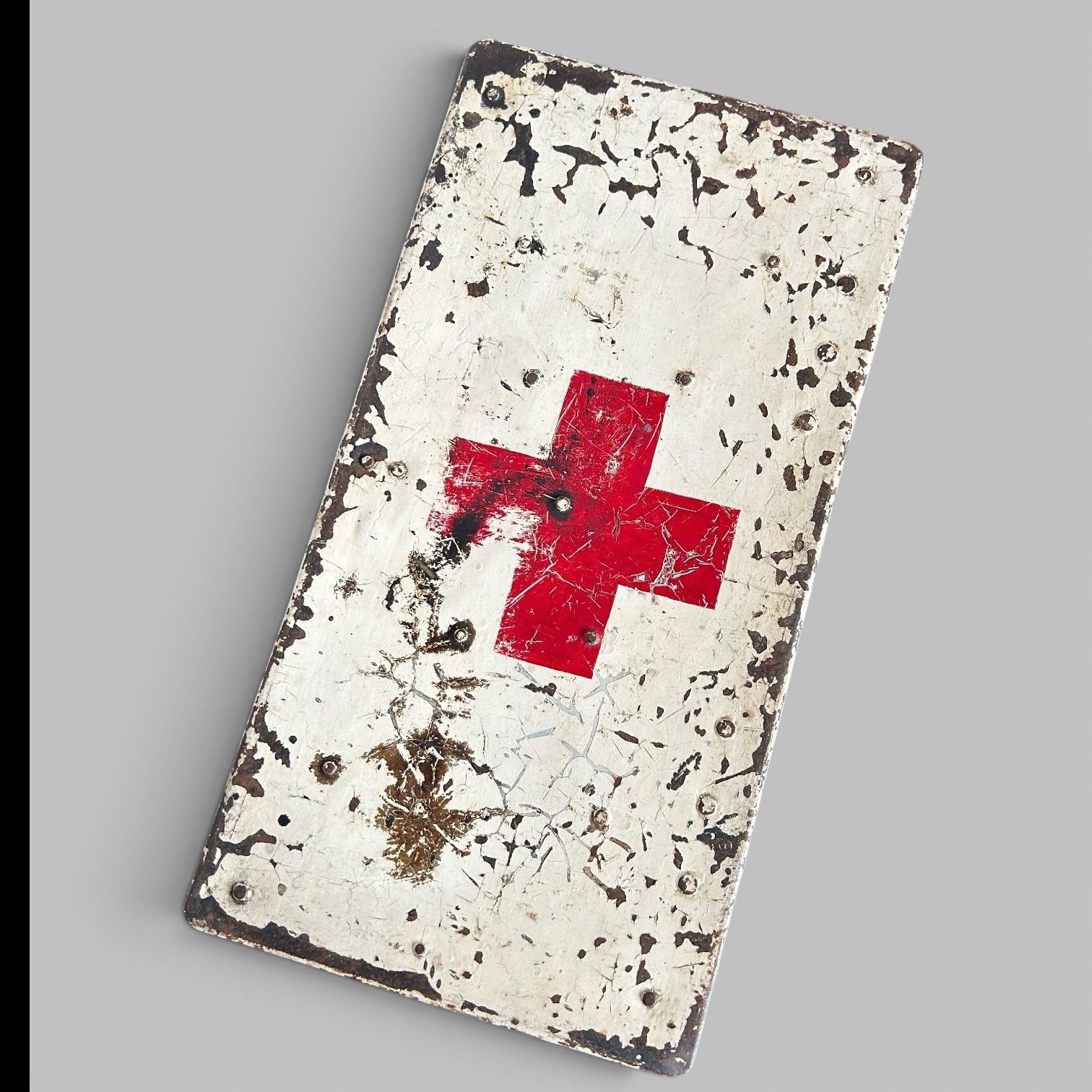 photo vinterior Vintage Military First Aid Box Wall Mounted Medical Cabinet