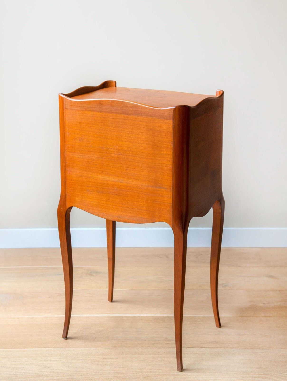Furniture Vintage Wooden Bedside Table   French Provincial 3 Drawer Nightstand   Cabriole Leg Side Table photo