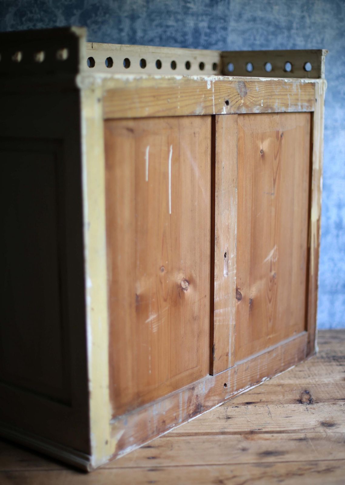 289.0 Antique Wooden Cabinet Painted Carved Kitchen Cupboard Unit photo