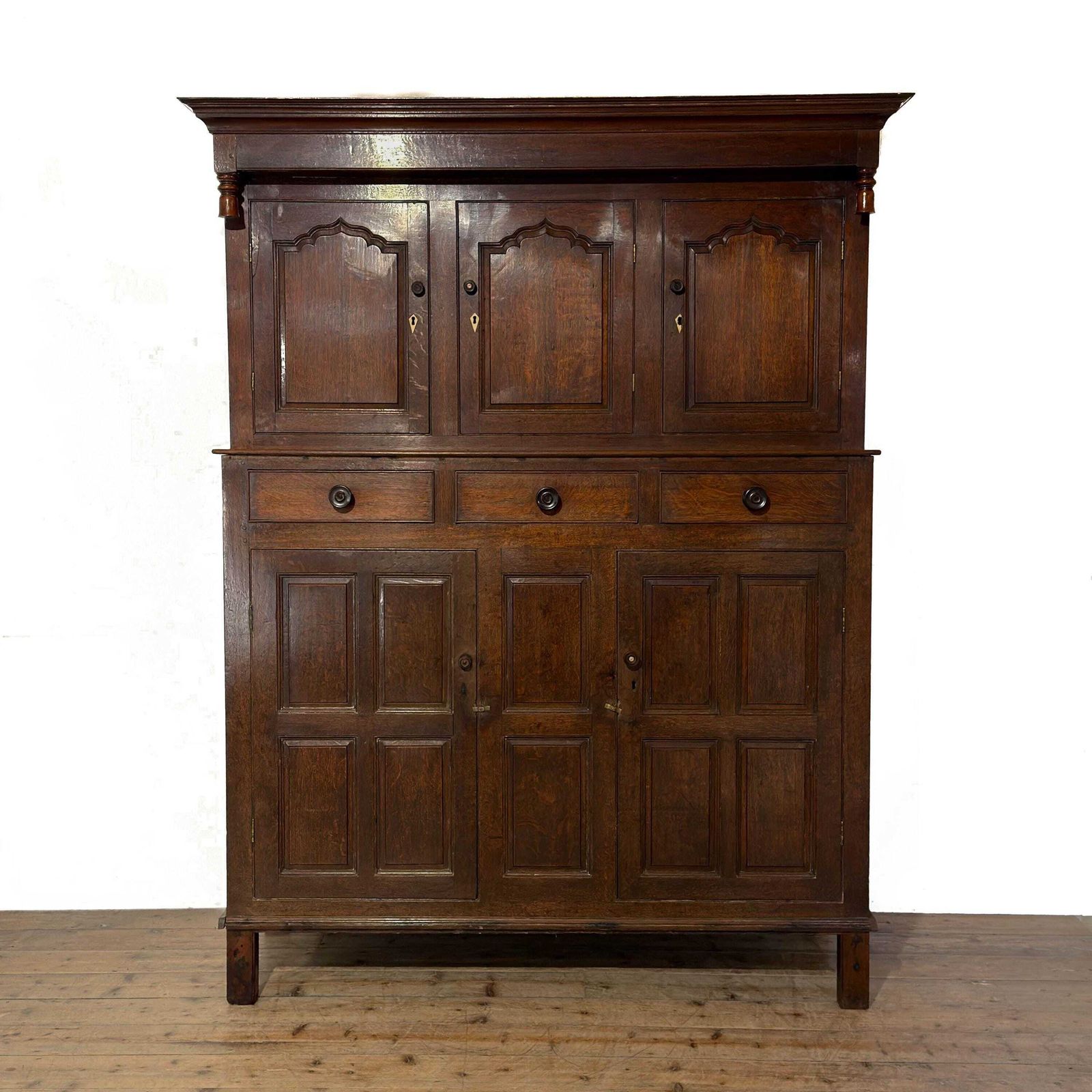 Antique 18th Century Welsh Oak Cwpwrdd Deuddarn | Antique Cupboard | Storage Cupboard | Antique Storage | Vintage Furniture (M 6910)