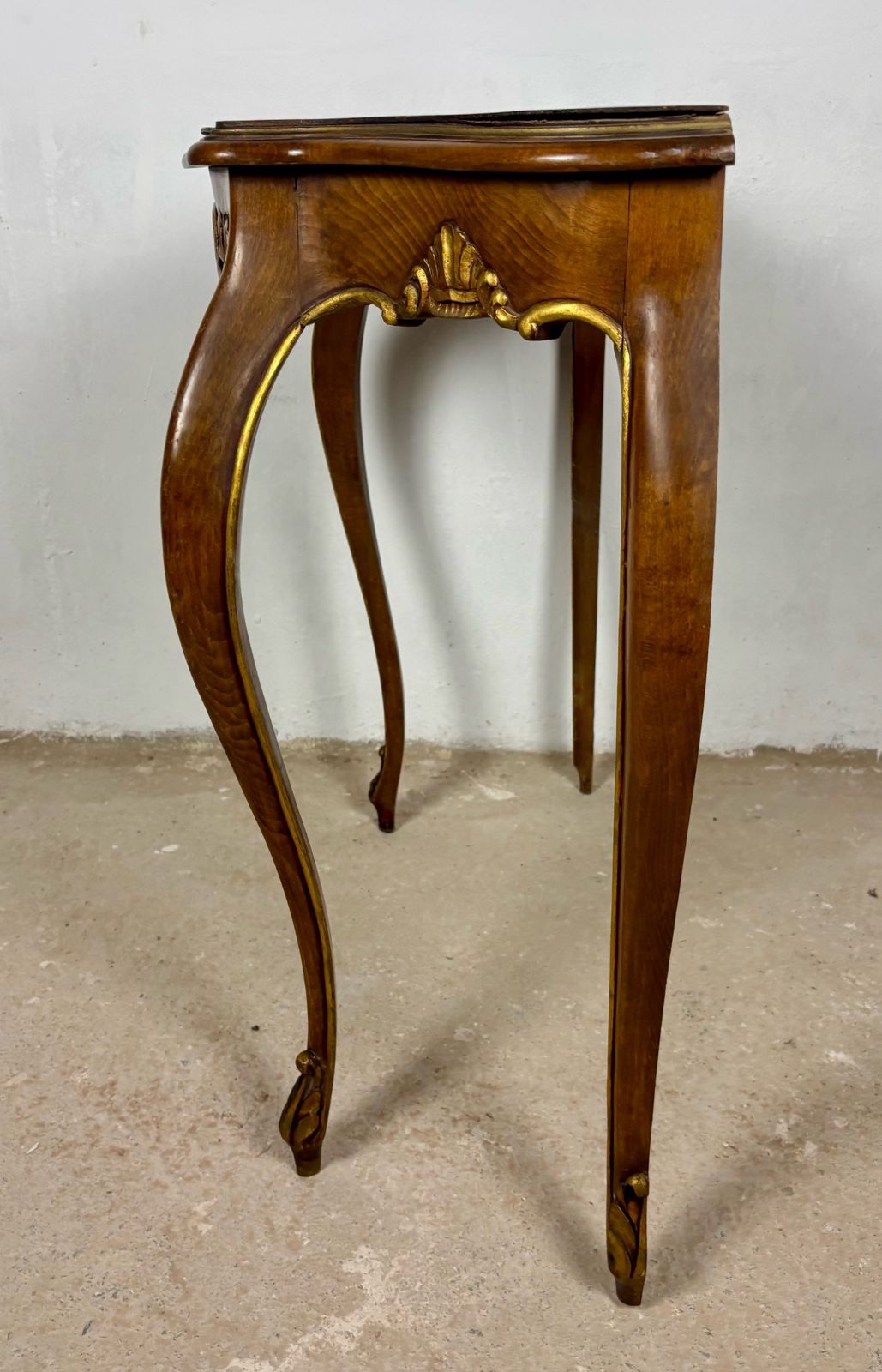photo for sale Franse consoletafel in Louis XV-stijl, walnoot, jaren 1930