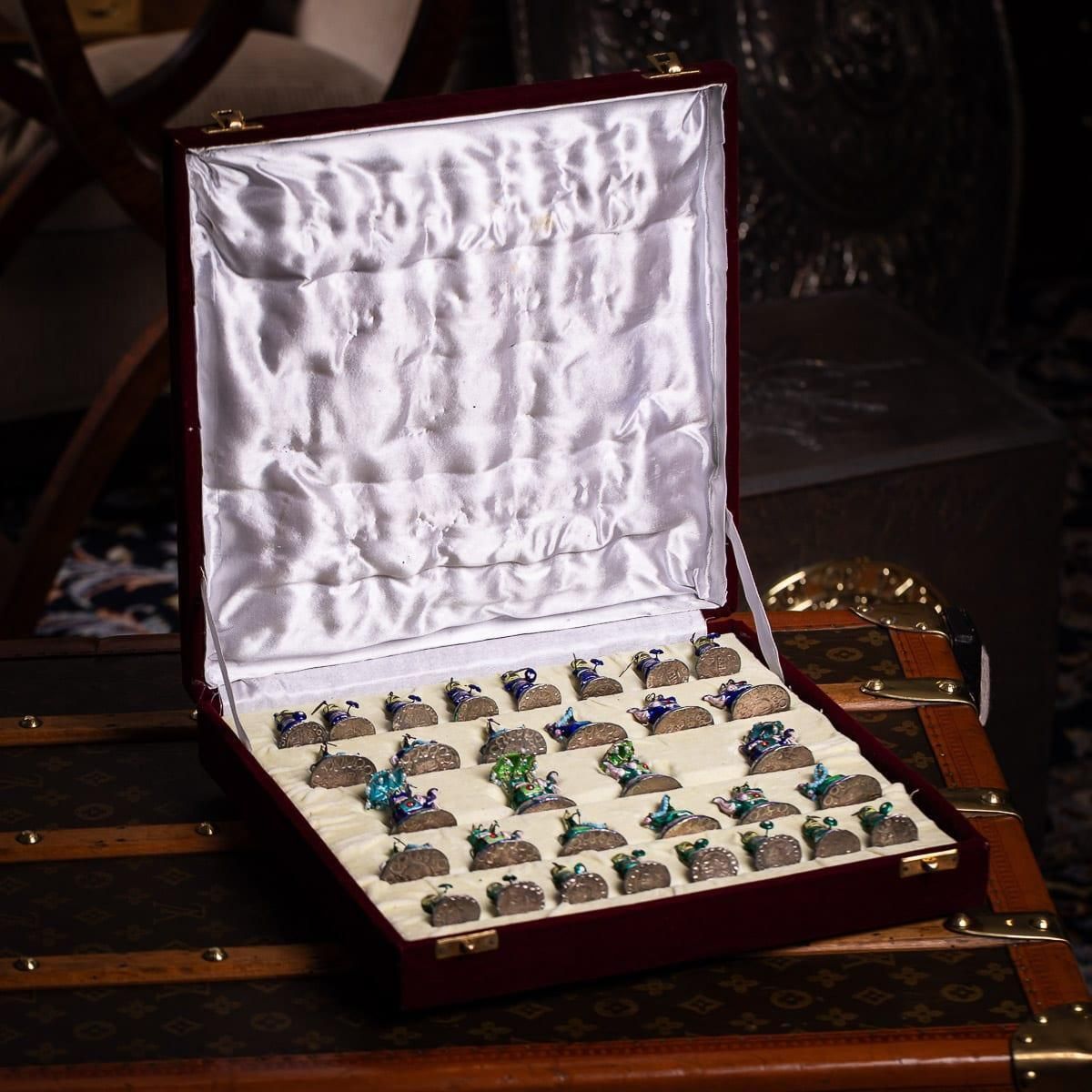 20thc Indian Silver & Enamel Chess Set With Silk & Velvet Board, Jaipur C.1950 photo for sale