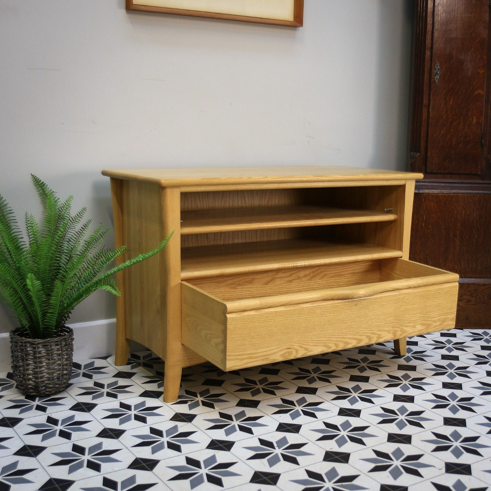 Ercol Tv Media Stand In Elm And Ash, Light Blonde Finish. photo vintage