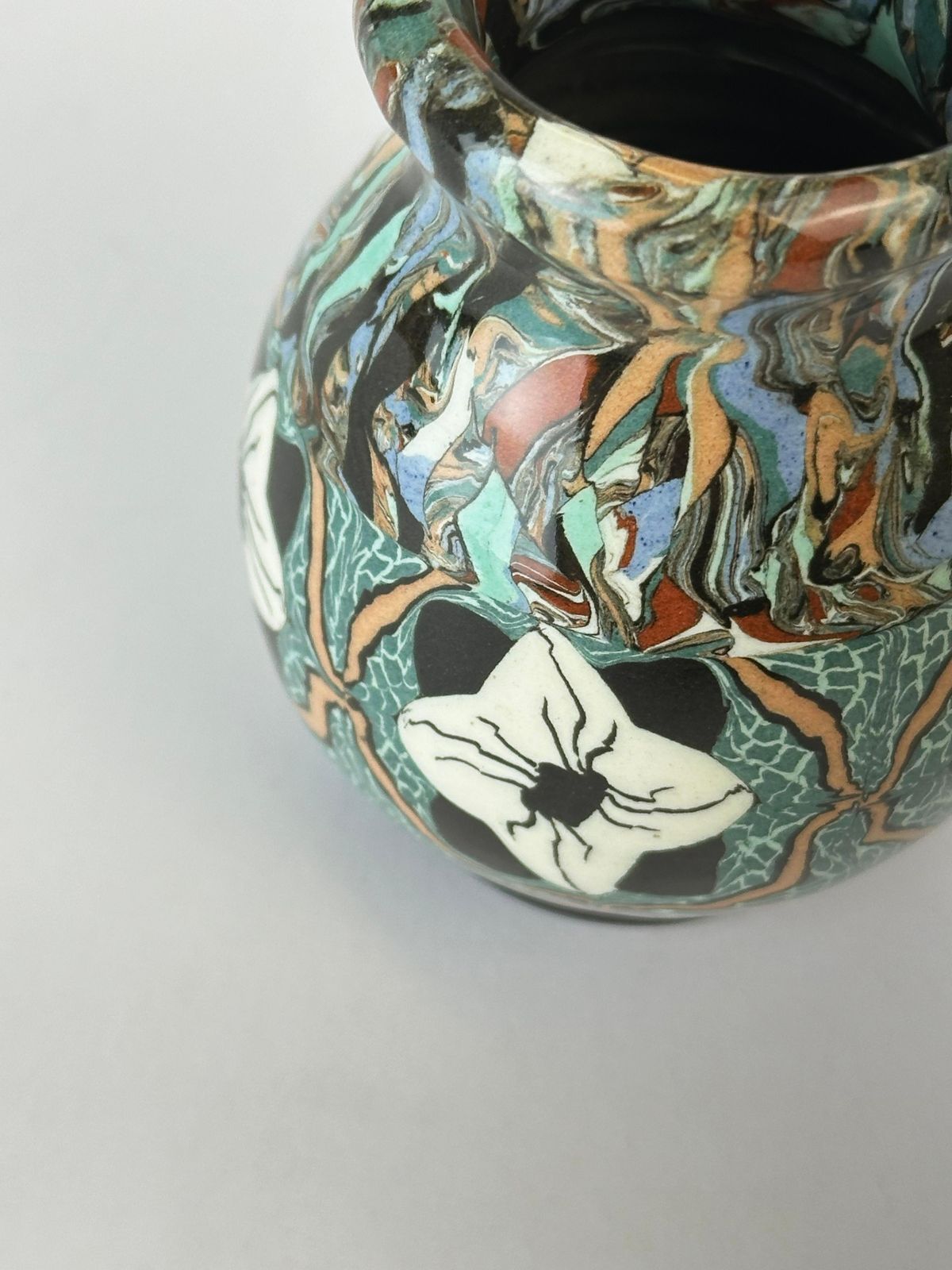 Jean Gerbino Terre Mêlée Mosaic Vase, Vallauris France photo furniture