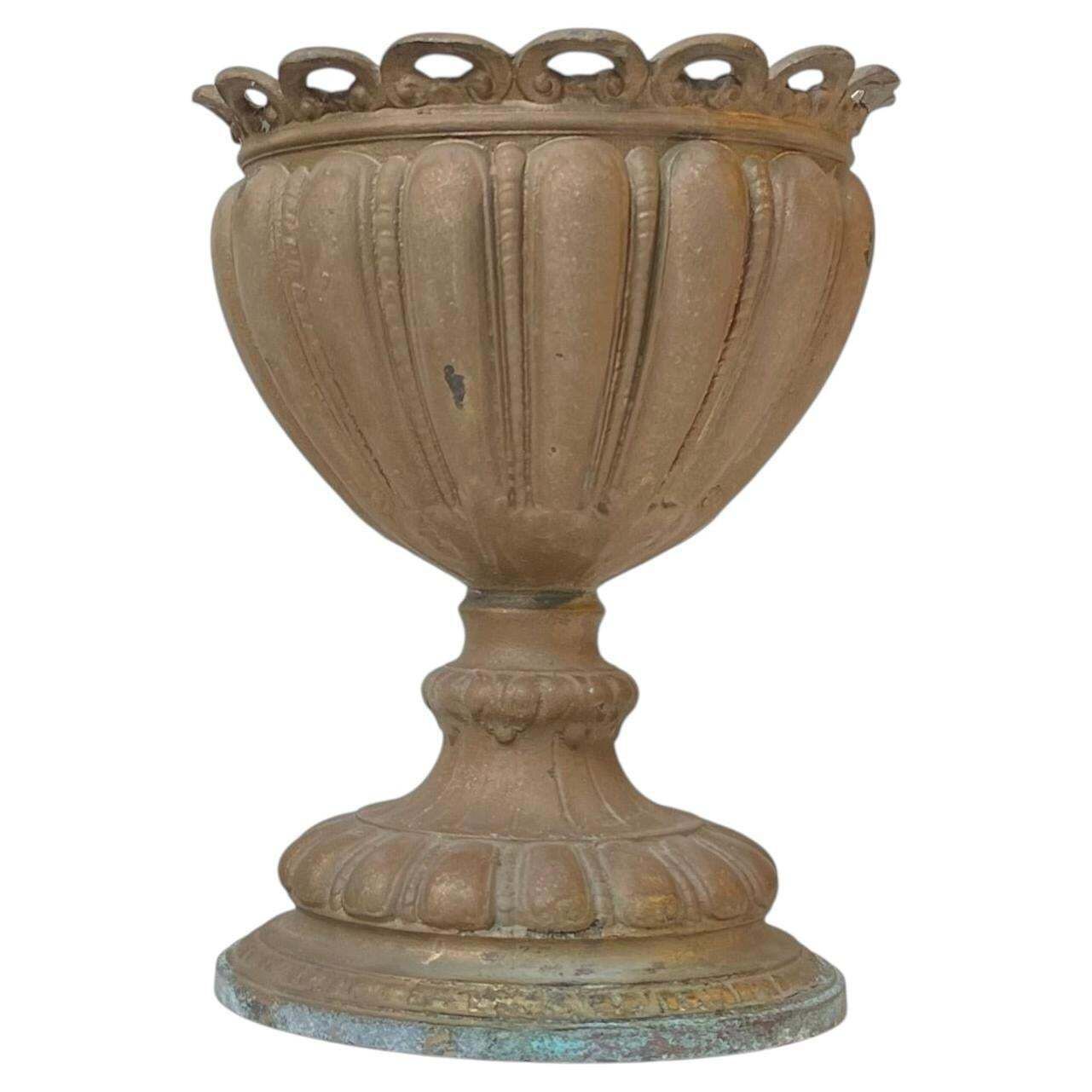 Small Antique Italian Garden Urn Or Jardiniere In Bronze
