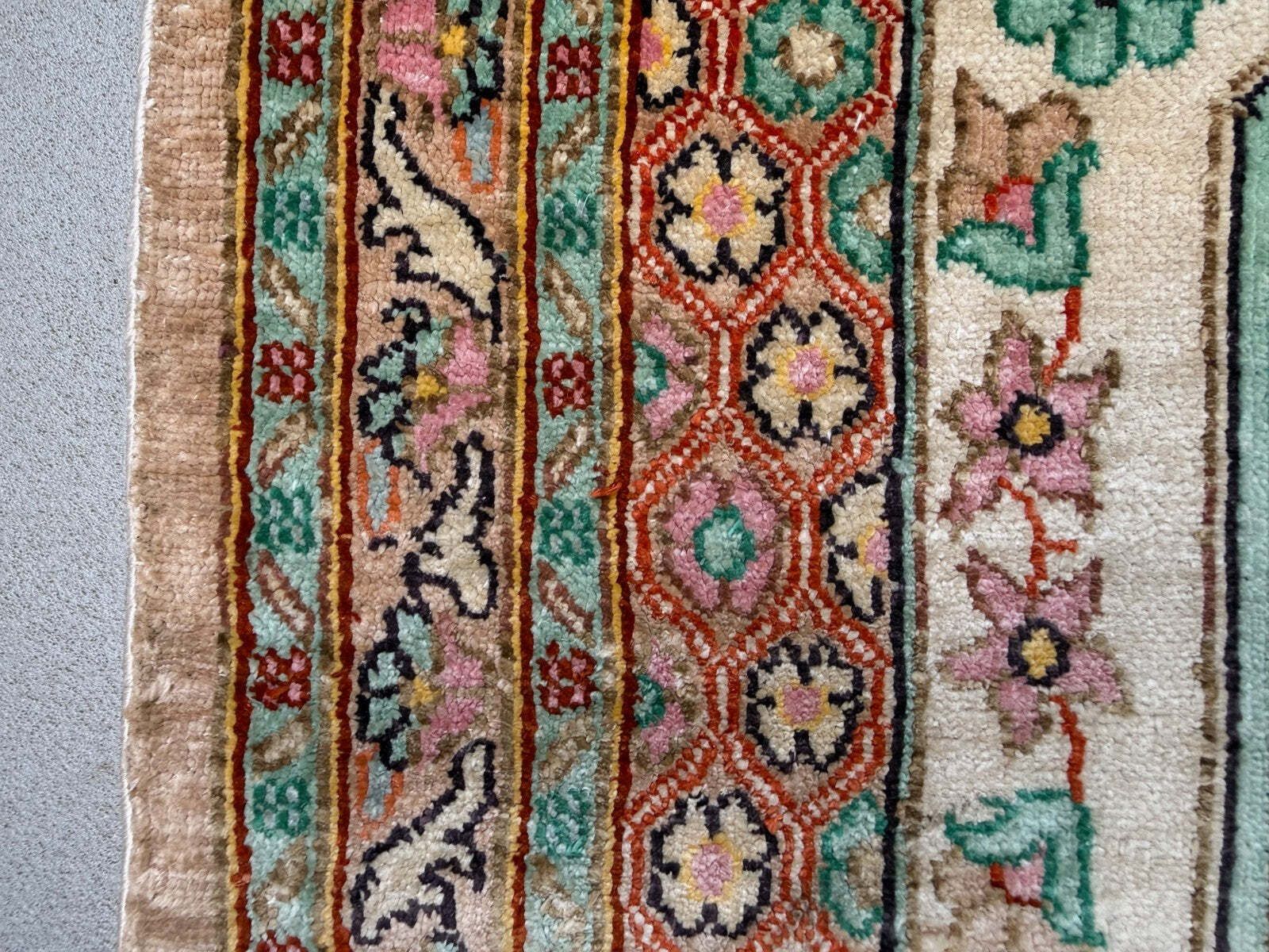 Vintage Kashmir Silk Rug, Medallion Floral 50x75cm Hand Knotted Teal Red photo vintage