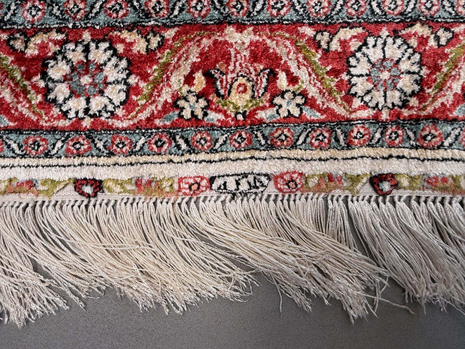 Vintage Hereke Silk Hunting Rug 63x95cm Hand Knotted Signed photo for sale