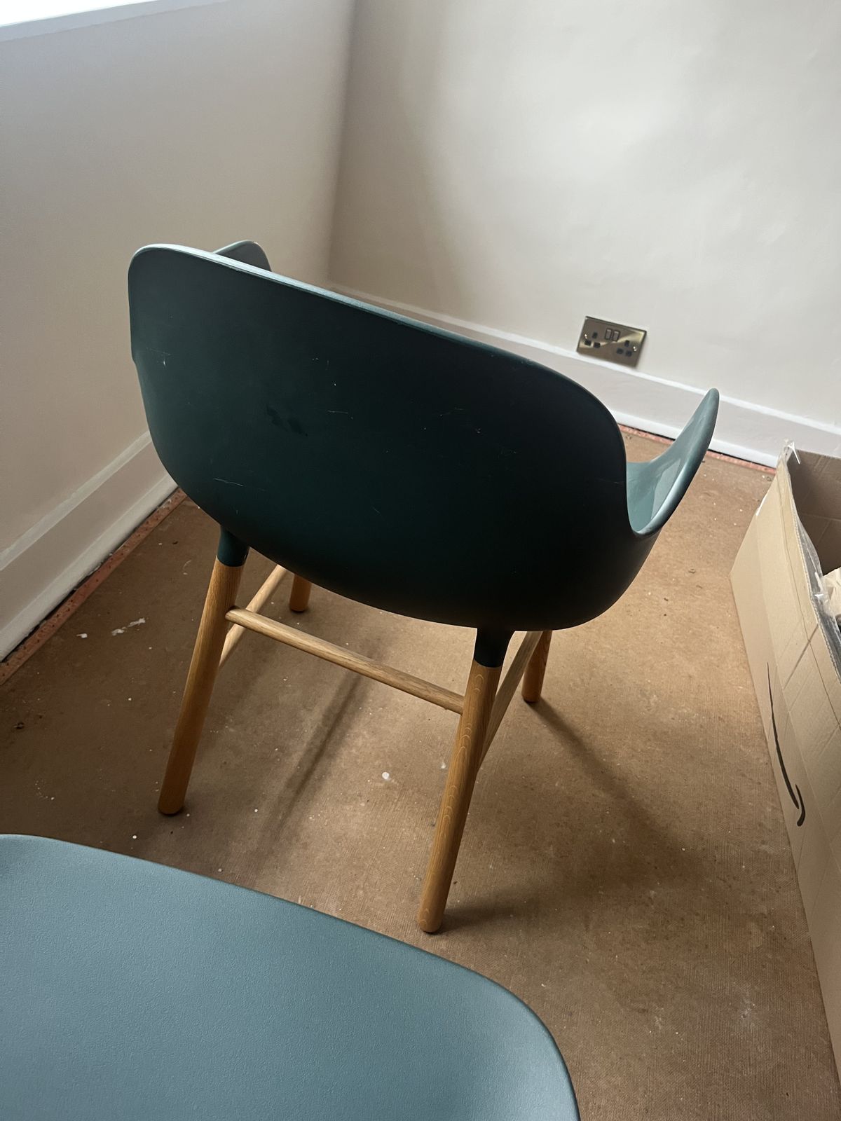 Set Of 4 Normann Copenhagen “Form” Green Dining Chairs & Armchairs   Scandinavian Design By Simon Legald photo 500.0