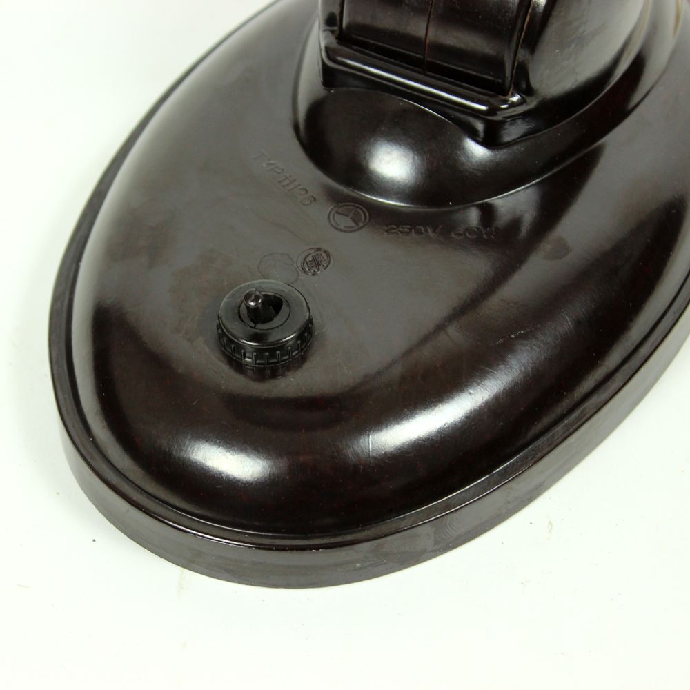 Bakelieten tafellamp model 11126 van Eric Kirkman Cole, jaren 1930 photo furniture