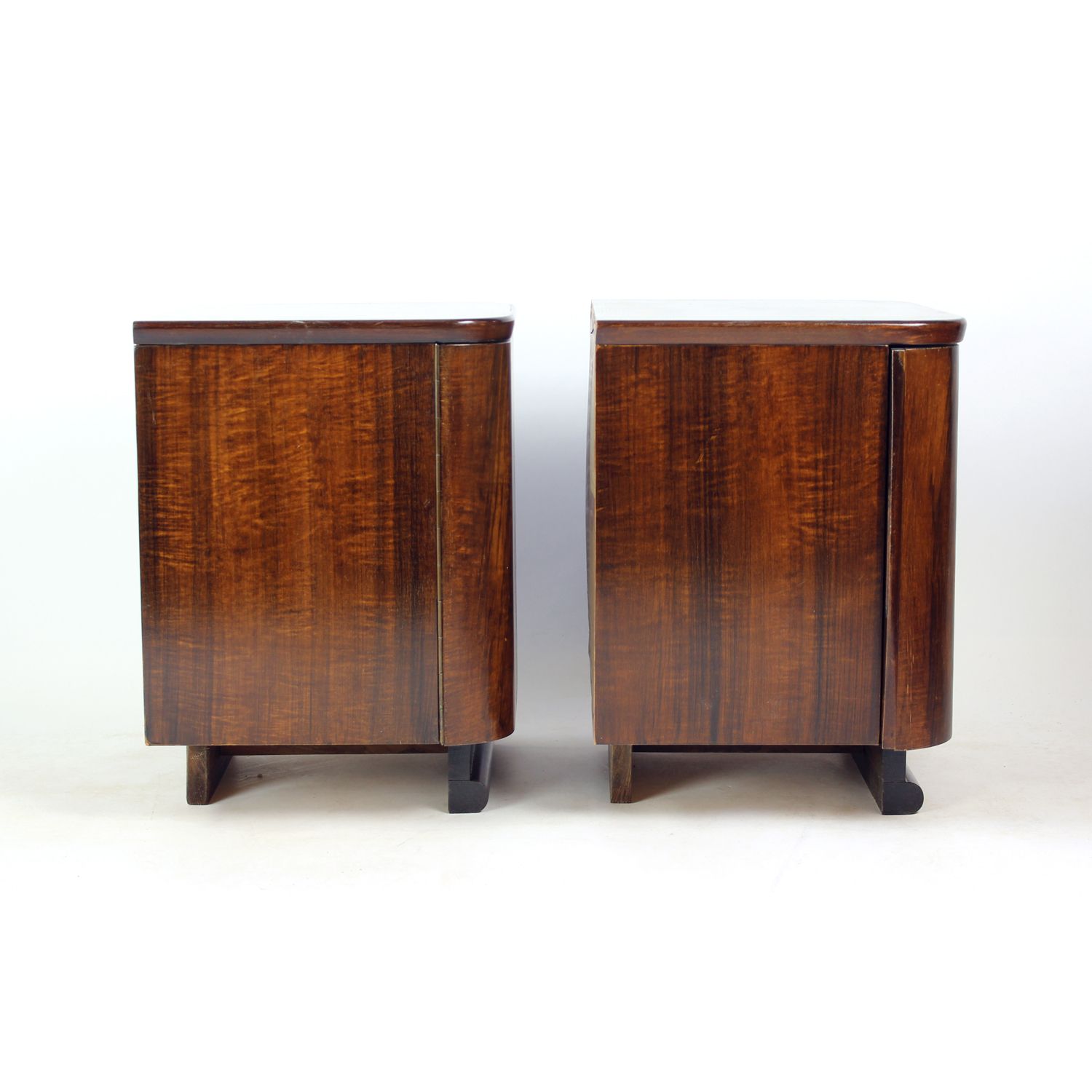 photo vinterior Minimalist Bedside Tables In Faux Grain Finish, Pravenec Czechoslovakia 1960s