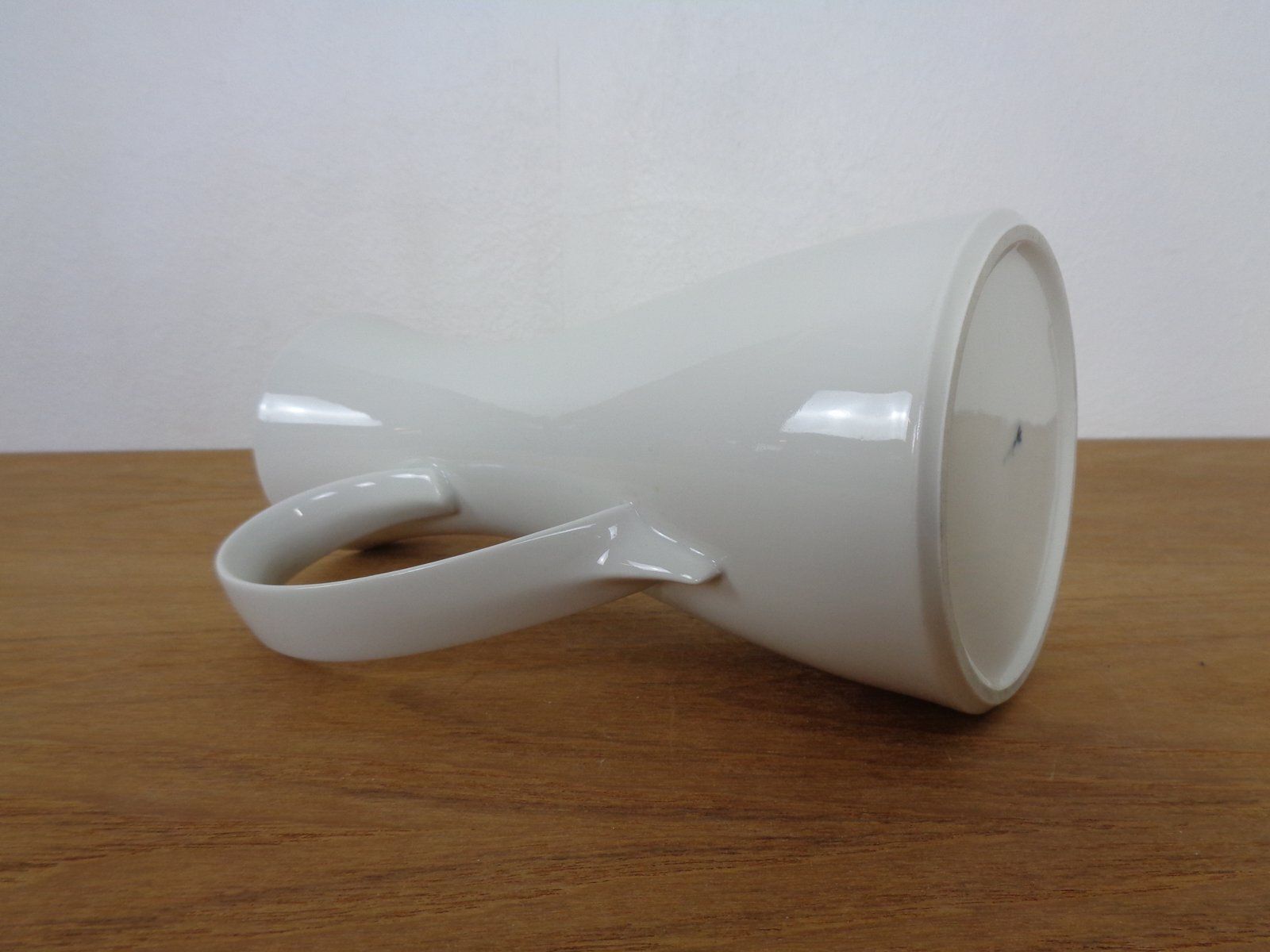 photo for sale Porcelain Salier Vase By Siegmund Schütz For Kpm Berlin, Germany, 1951