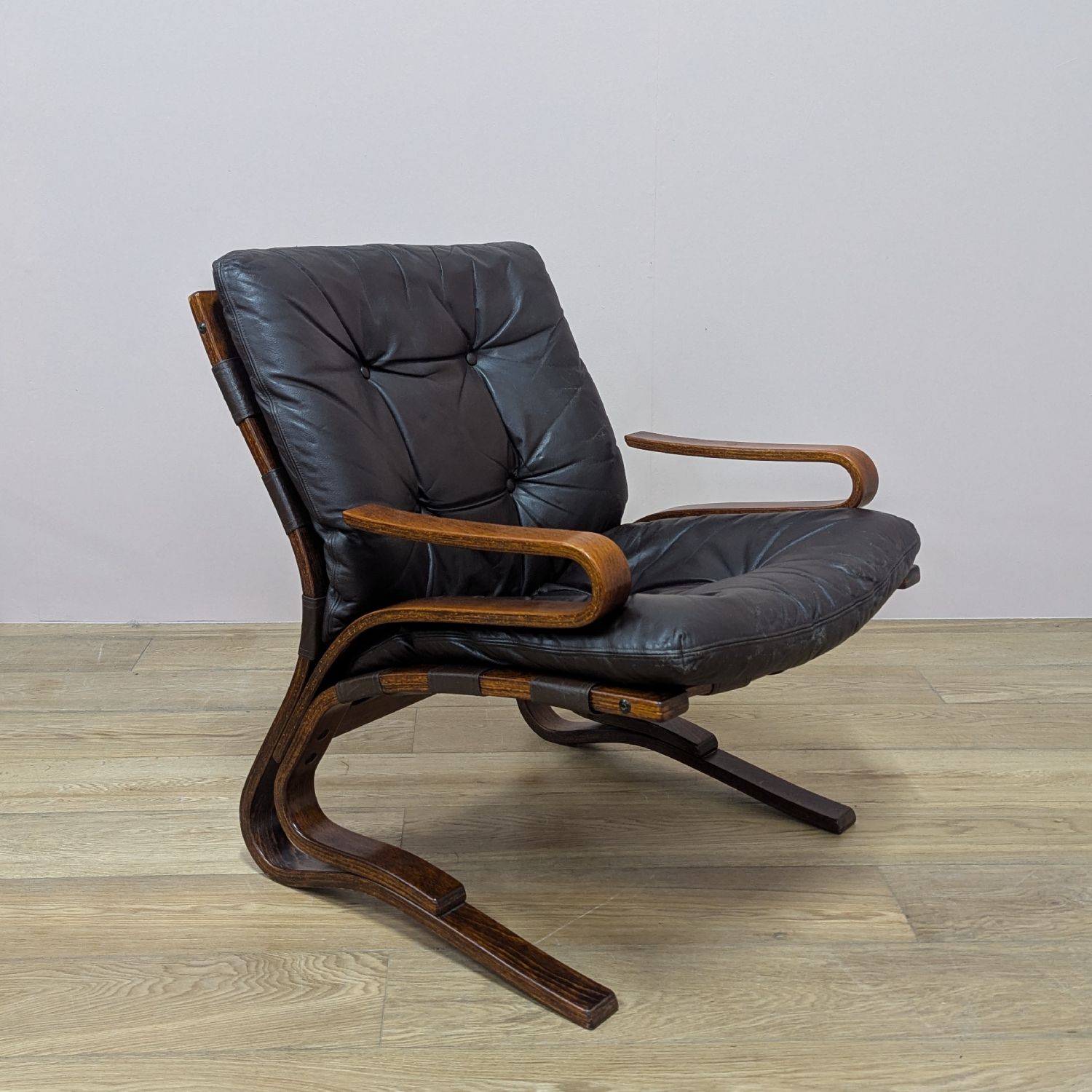 Original Norwegian 1970’s Skyline Leather Chair By Hove Mobler photo buy