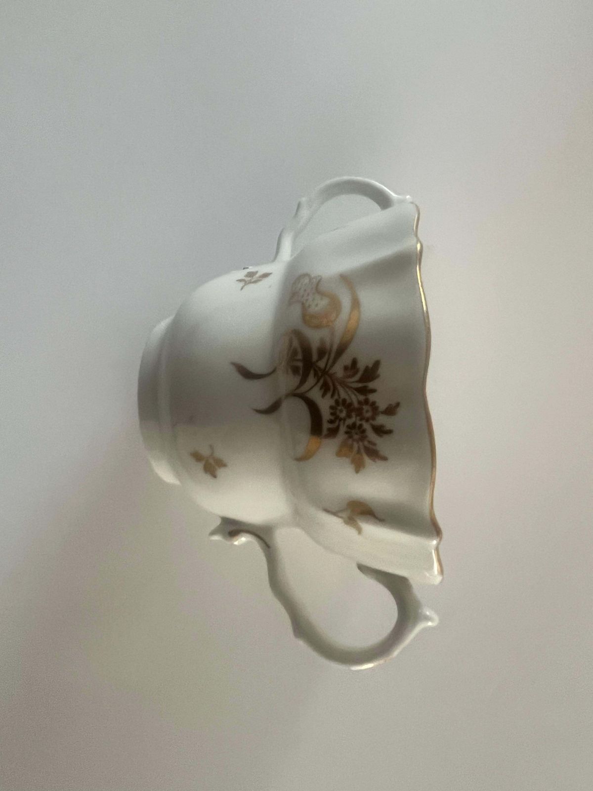 photo furniture Lord & Lady Flight Collection Chocolate Cup & Underplate Flight Worcester ca. 1788