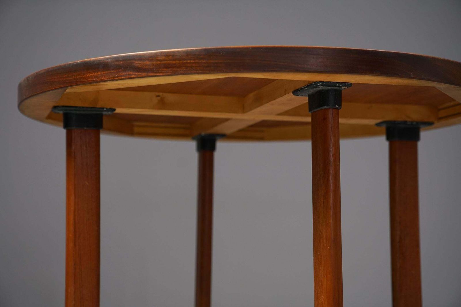 Scandinavian Modern Round Dining Table, Alvar Aalto, Artek, 1960s photo 2764.0