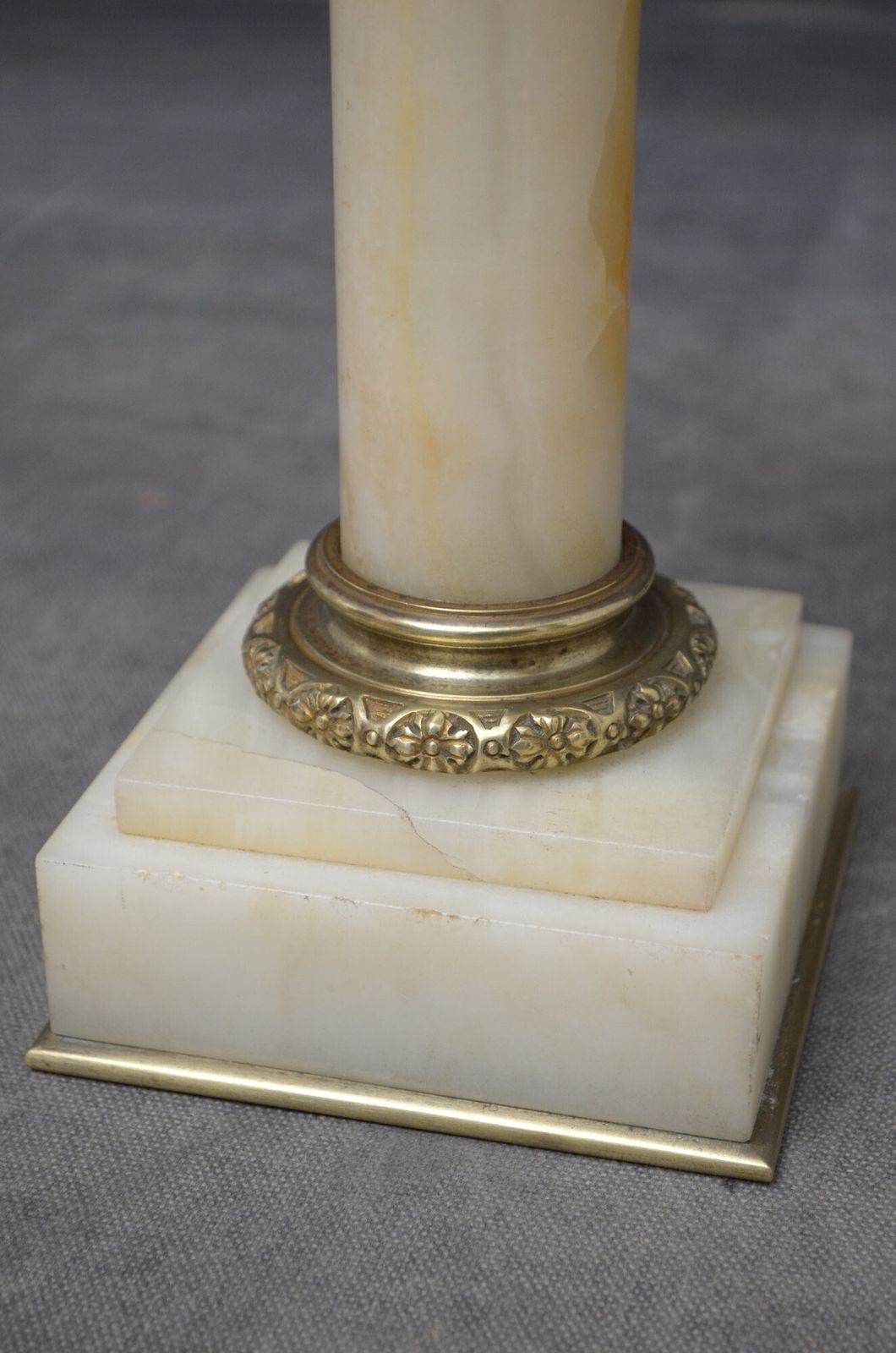 Home Decor Unusually Low Pair Of Antique Pedestals Columns In Good Condition photo