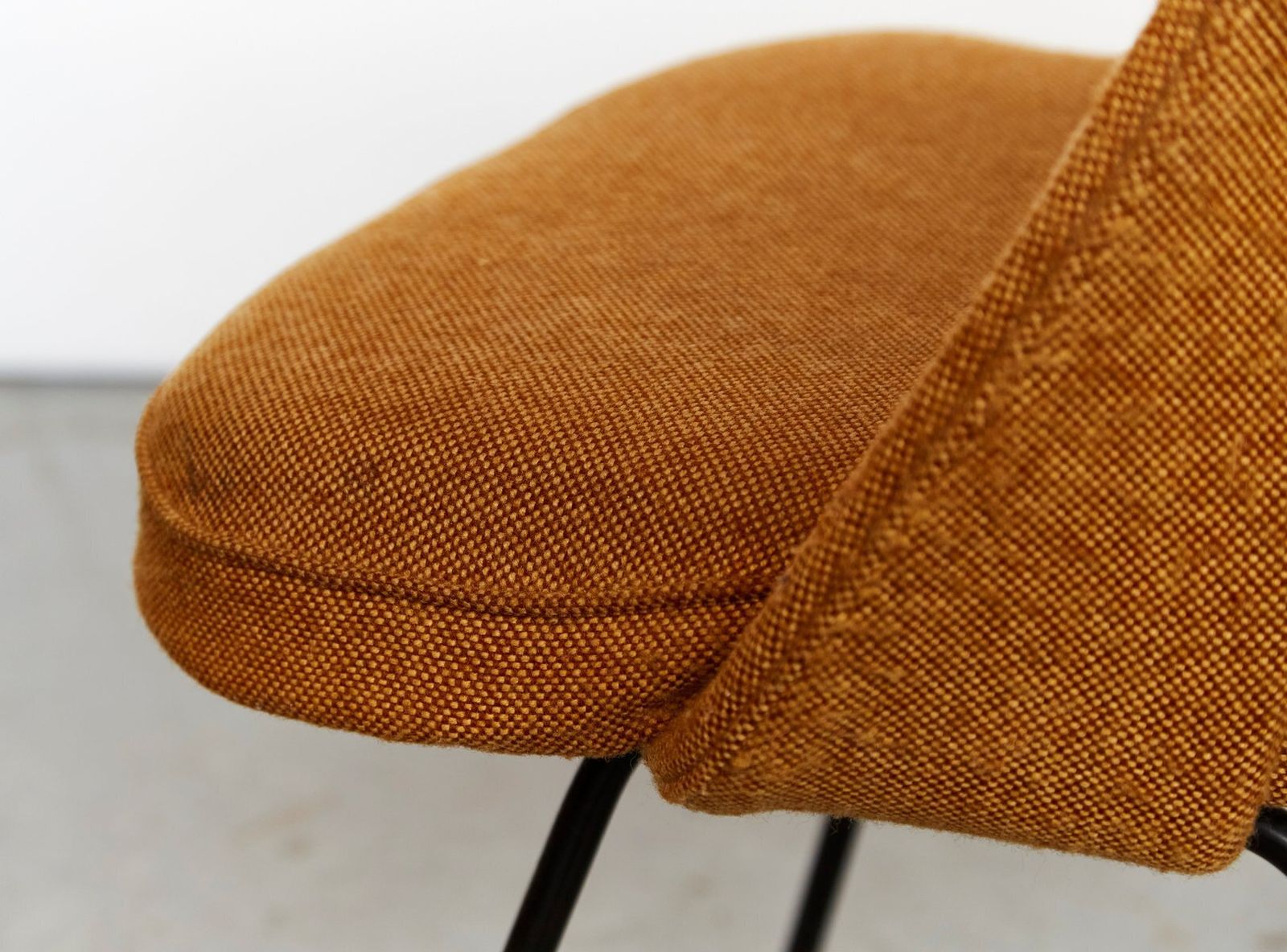 photo furniture No. 72 Chair By Eero Saarinen For Knoll, 1950s