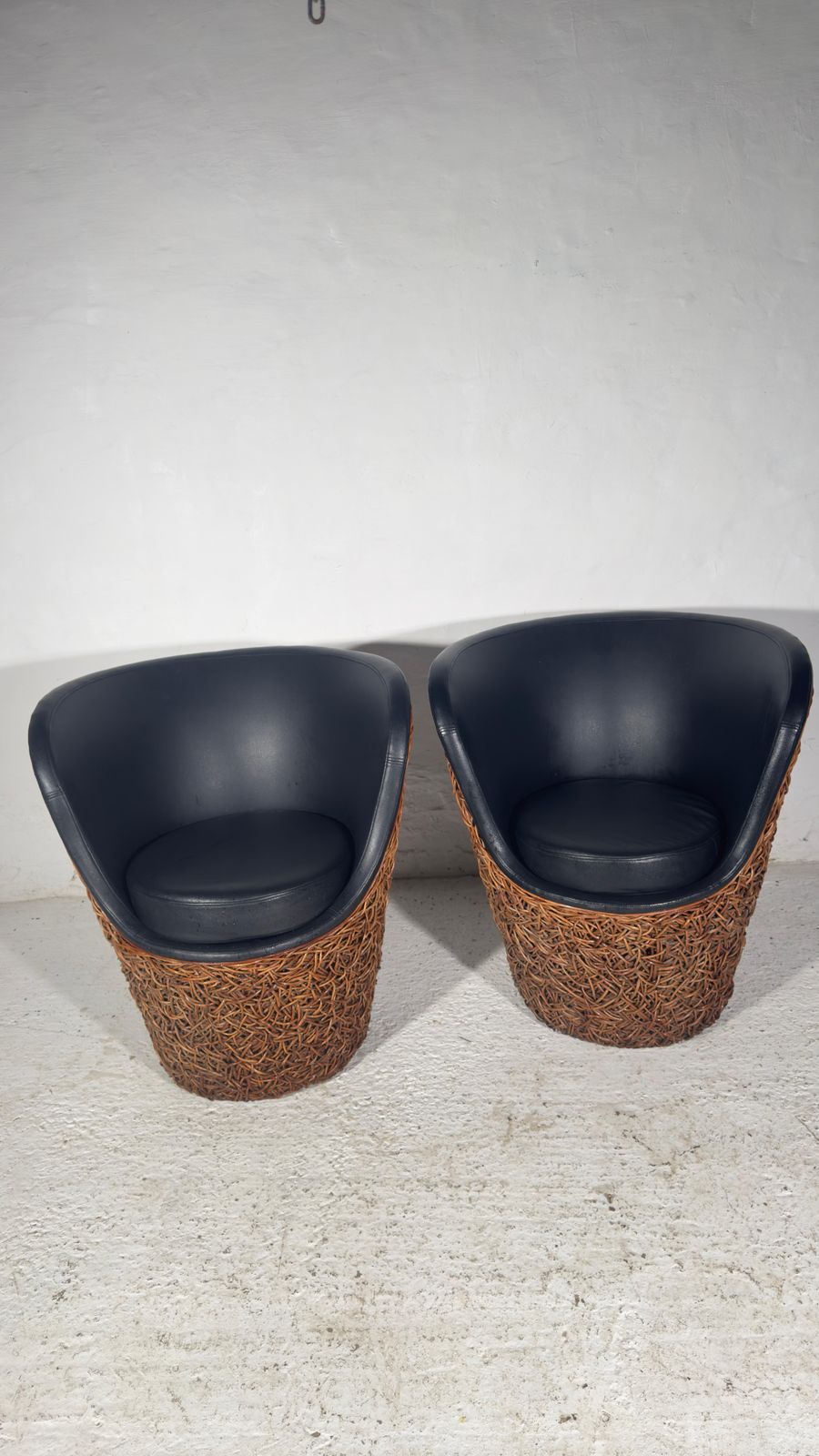 Mid Century Modern Outdoor And Outdoor Set By Udomsak Krisanamis, Germany, 1998 photo vinterior