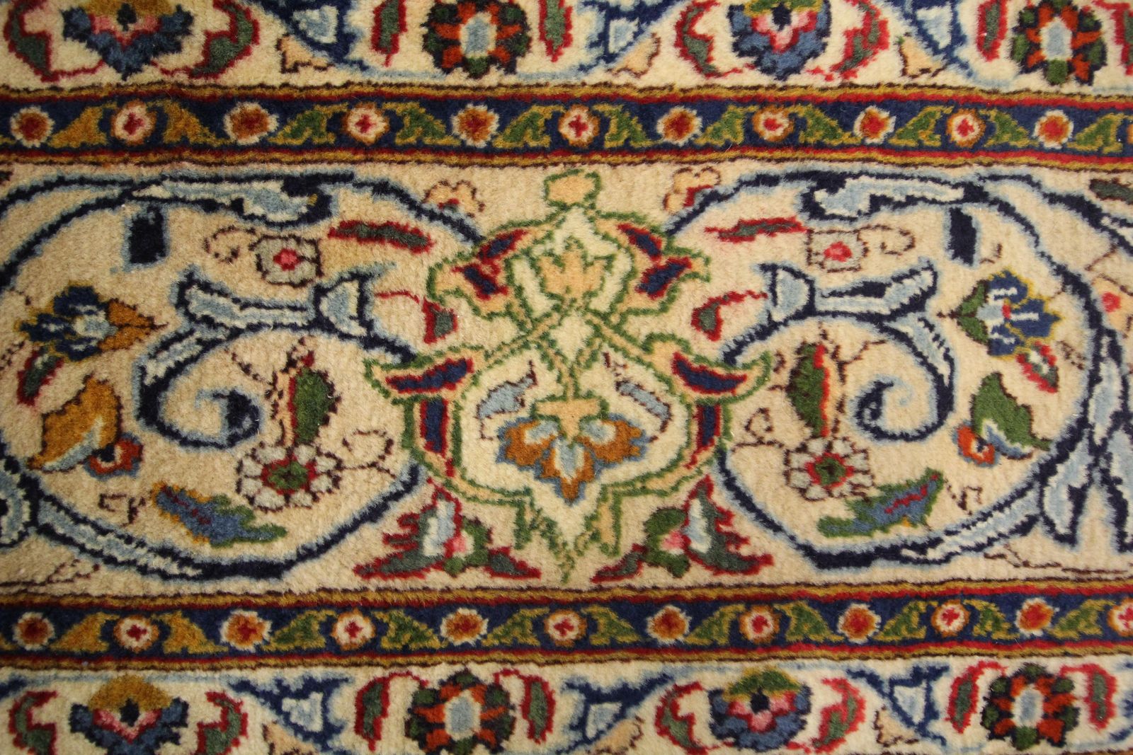 photo furniture Vintage Handwoven Oriental Area Rug Traditional Ivory Living Room Rug