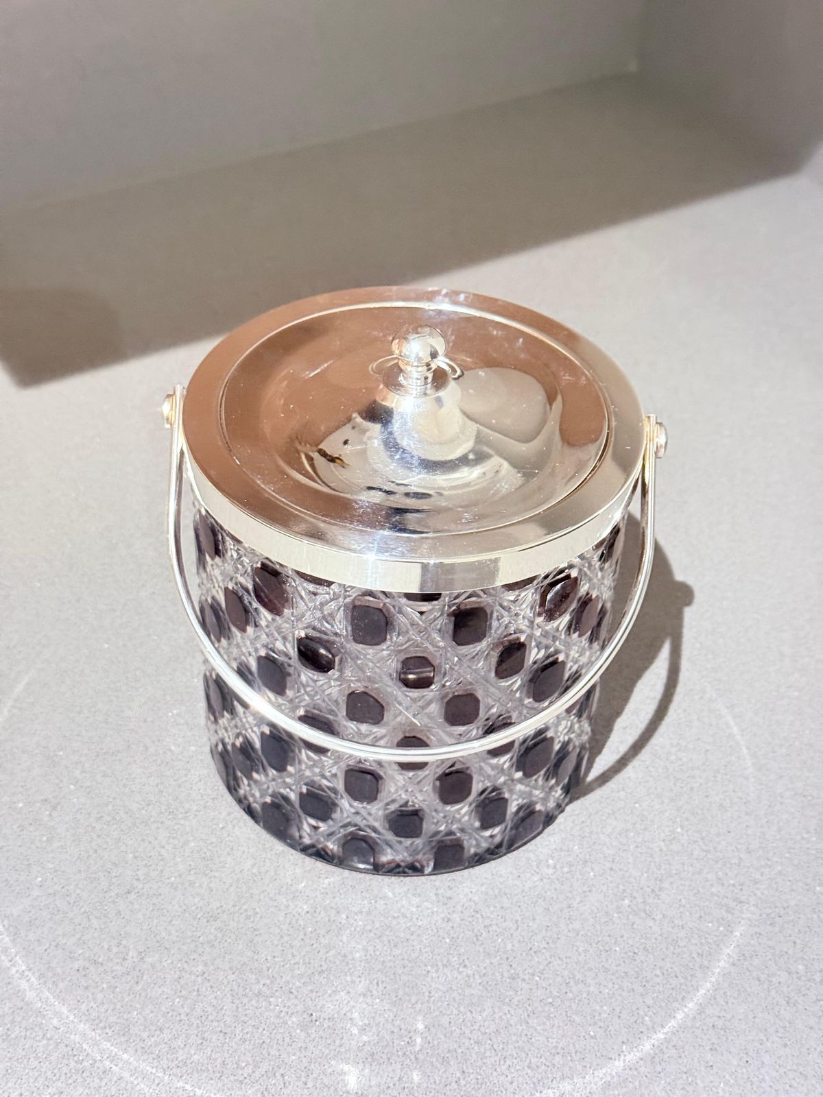 photo vinterior Vintage Cut Crystal Biscuit Box / Ice Bucket With Silver Plated Lid And Handle
