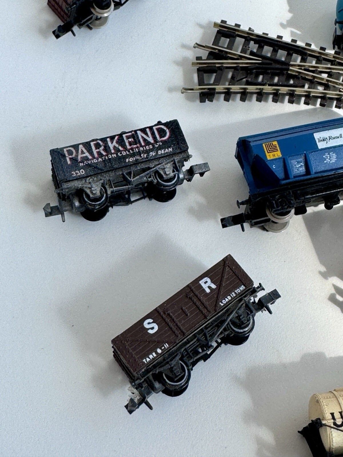 Large Bundle Of Vintage Graham Farish N Gauge Model Railway Freight Wagons photo Home Decor