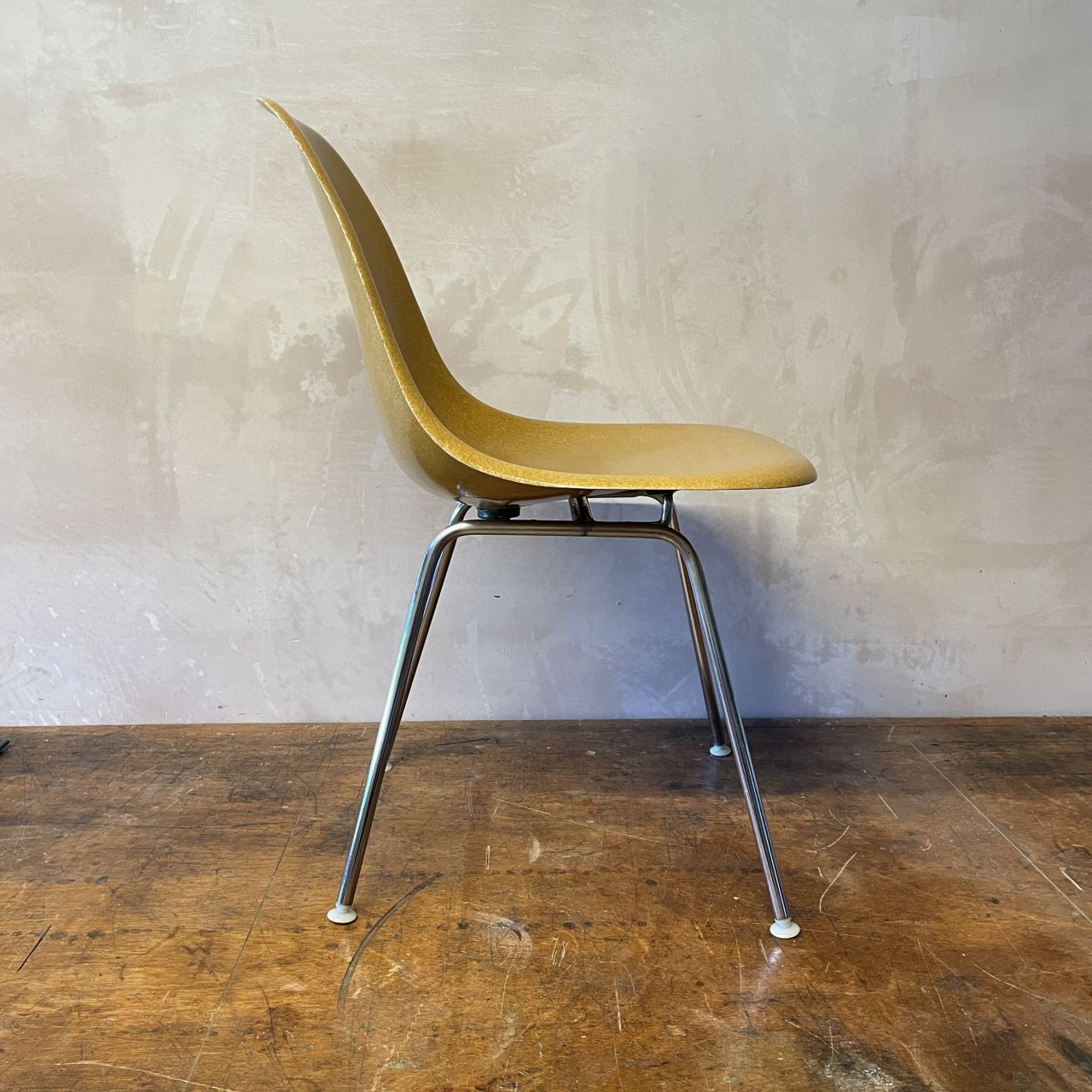 Eames Herman Miller Side Chair In Dark Ochre With Original H Base photo 719.0